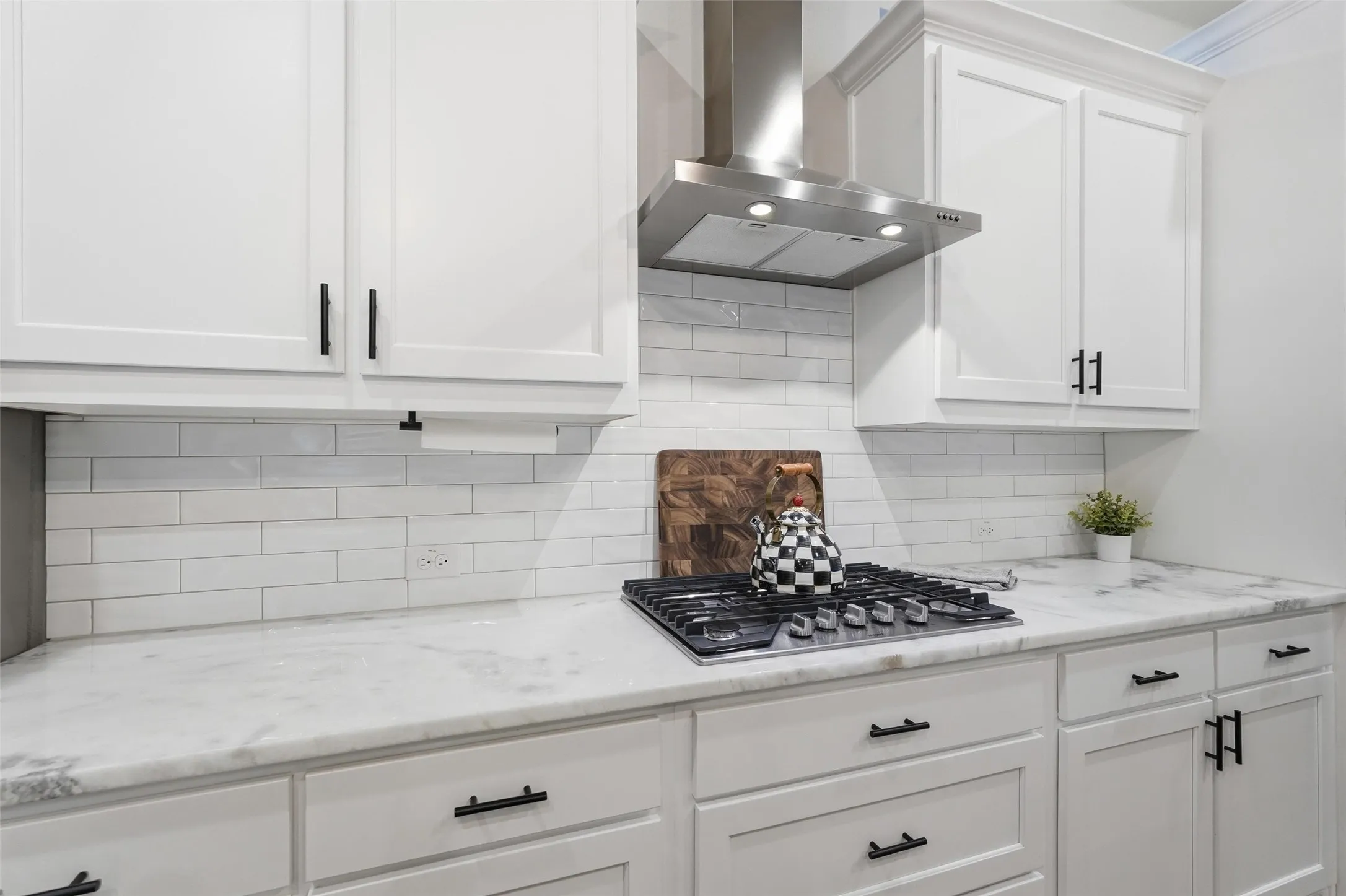 Single Family Residence For Sale in Collin County , 480 Caitlyn Way, Fairview, Texas 75069, 3 Bedrooms, 2 Bathrooms, 2 Garage spaces, 1,809 Sqft, built in 2021, Price $459,000, mls#21206067, Real Estate Agent in Fairview, Homes For Sale in Collin county, Homes For Sale in Fairview, Realtor in Fairview Texas, Real Estate Brokerage Independent Realty Texas, Luminita Cordes Realtor