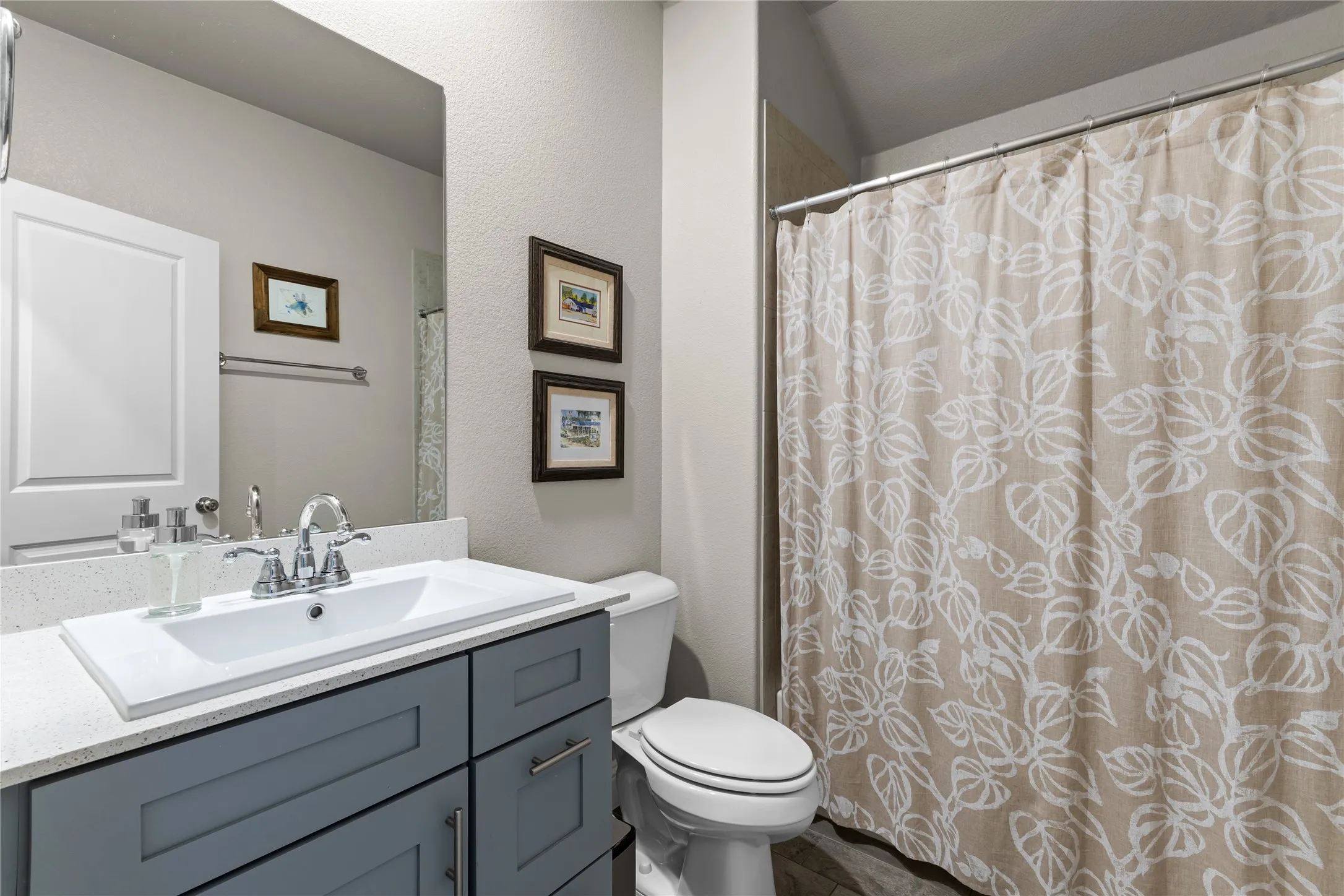 Single Family Residence For Sale in Collin County , 3820 Horseshoe Trail, Celina, Texas 75009, 4 Bedroom, 2 Bathroom, 2 Garage spaces, 2,174 Sqft, built in 2020, mls#21204169, Real Estate Agent in Celina, Homes For Sale in Collin county, Homes For Sale in Celina, Realtor in Celina Texas, Real Estate Brokerage Independent Realty Texas, Luminita Cordes Realtor