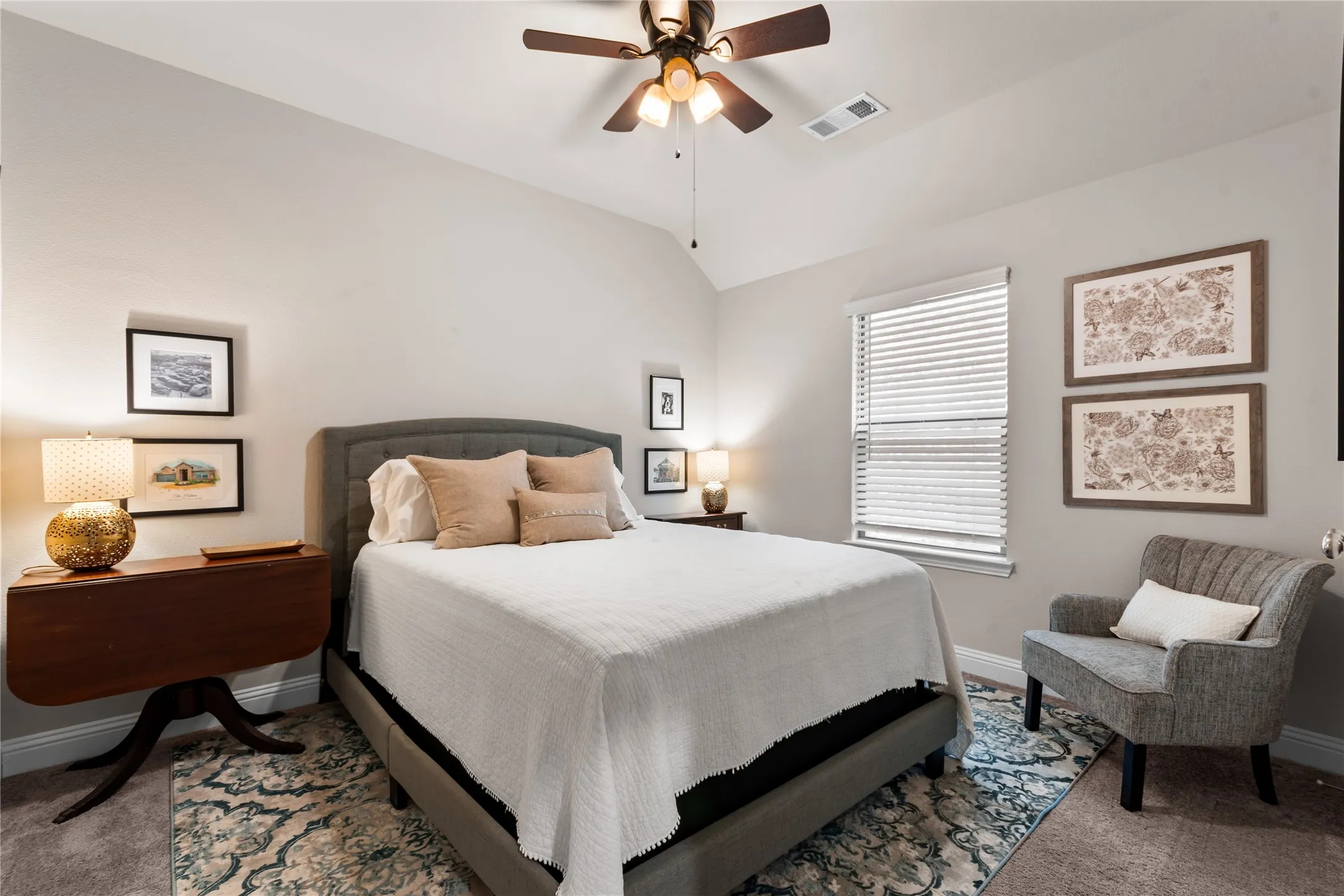 Single Family Residence For Sale in Collin County , 3820 Horseshoe Trail, Celina, Texas 75009, 4 Bedroom, 2 Bathroom, 2 Garage spaces, 2,174 Sqft, built in 2020, mls#21204169, Real Estate Agent in Celina, Homes For Sale in Collin county, Homes For Sale in Celina, Realtor in Celina Texas, Real Estate Brokerage Independent Realty Texas, Luminita Cordes Realtor