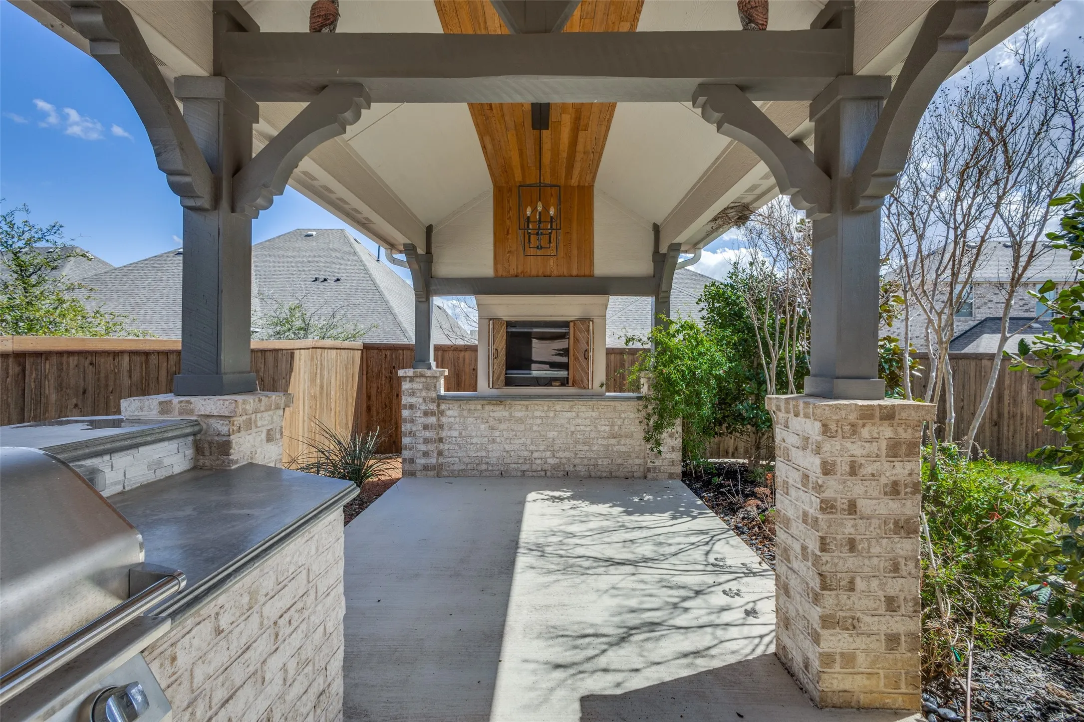 Single Family Residence For Sale in Collin County , 1820 Ann Street, Celina, Texas 75009, 4 Bedroom, 4 Bathroom, 2 Garage spaces, 2,451 Sqft, built in 2019, Preowned, mls#21206511, Real Estate Agent in Celina, Homes For Sale in Collin county, Homes For Sale in Celina, Realtor in Celina Texas, Real Estate Brokerage Independent Realty Texas, Luminita Cordes Realtor