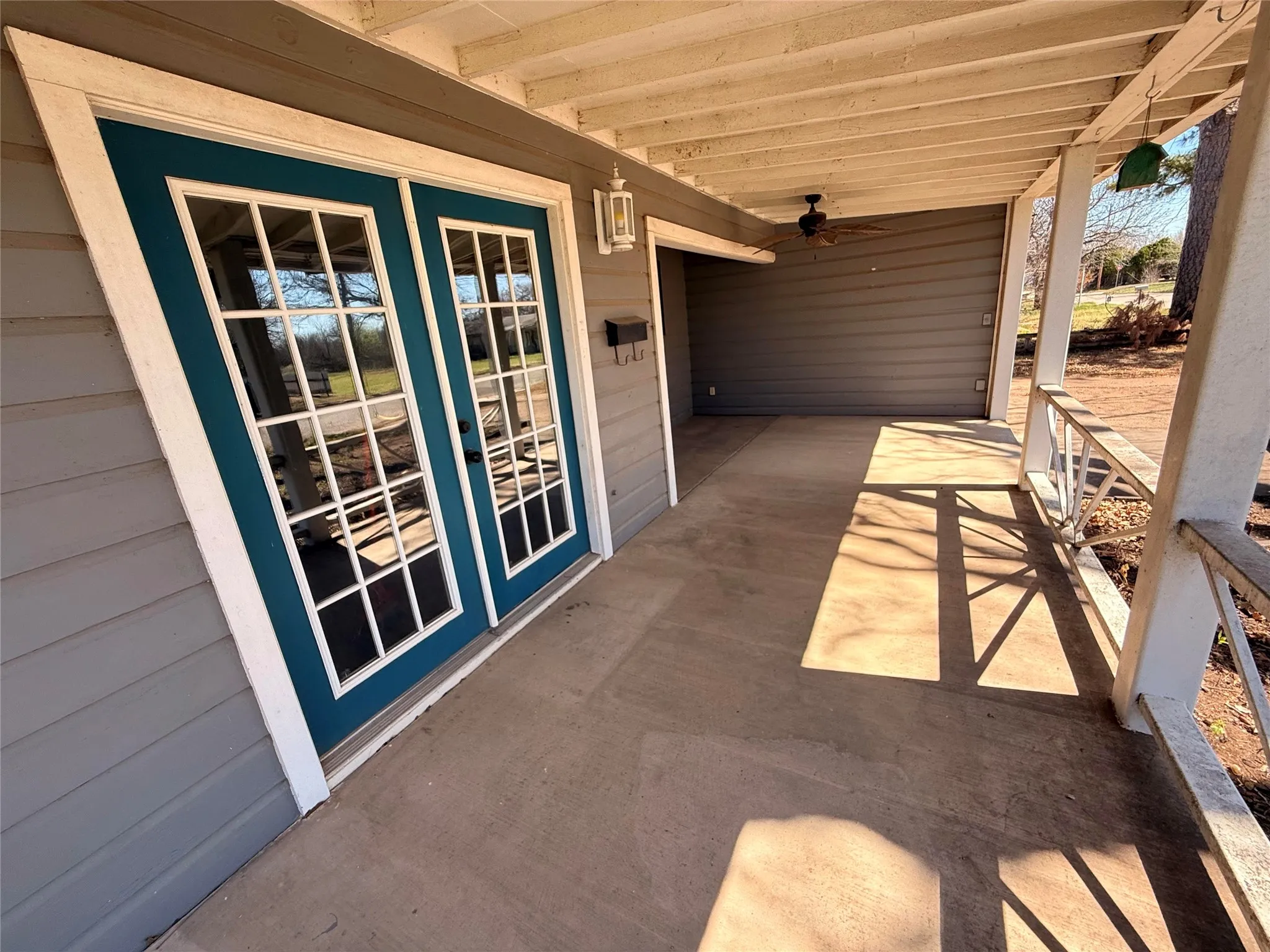 Single Family Residence For Sale in Young County , 312 W Church Street, Olney, Texas 76374, 3 Bedroom, 2 Bathroom, 1 Garage spaces, 1,444 Sqft, built in 1965, mls#21200294, Real Estate Agent in Olney, Homes For Sale in Young county, Homes For Sale in Olney, Realtor in Olney Texas, Real Estate Brokerage Independent Realty Texas, Luminita Cordes Realtor