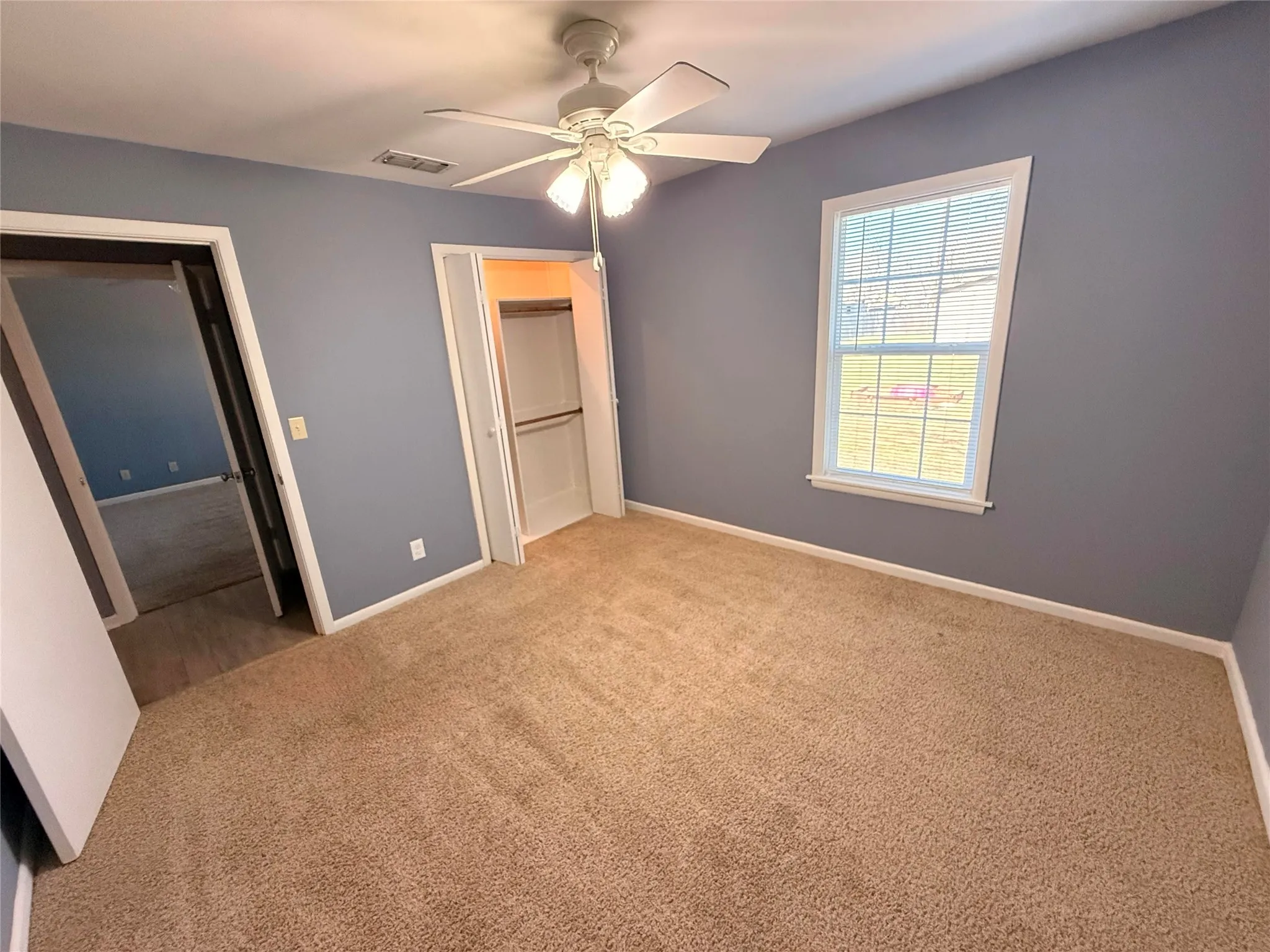 Single Family Residence For Sale in Young County , 312 W Church Street, Olney, Texas 76374, 3 Bedroom, 2 Bathroom, 1 Garage spaces, 1,444 Sqft, built in 1965, mls#21200294, Real Estate Agent in Olney, Homes For Sale in Young county, Homes For Sale in Olney, Realtor in Olney Texas, Real Estate Brokerage Independent Realty Texas, Luminita Cordes Realtor