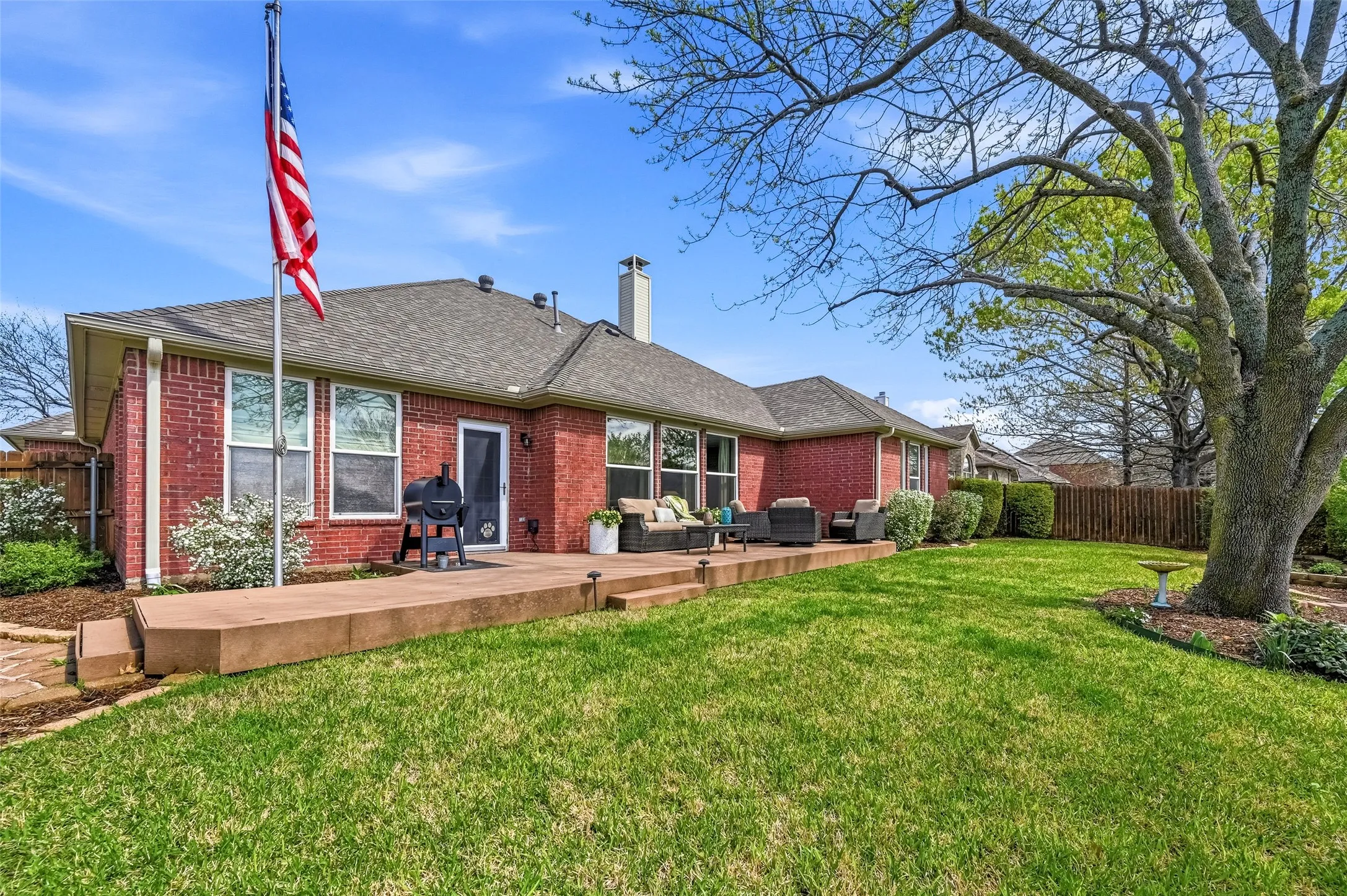 Single Family Residence For Sale in Dallas County , 6610 Driftwood Lane, Rowlett, Texas 75089, 4 Bedroom, 2 Bathroom, 2 Garage spaces, 2,624 Sqft, built in 2001, Preowned, mls#21205362, Real Estate Agent in Rowlett, Homes For Sale in Dallas county, Homes For Sale in Rowlett, Realtor in Rowlett Texas, Real Estate Brokerage Independent Realty Texas, Luminita Cordes Realtor