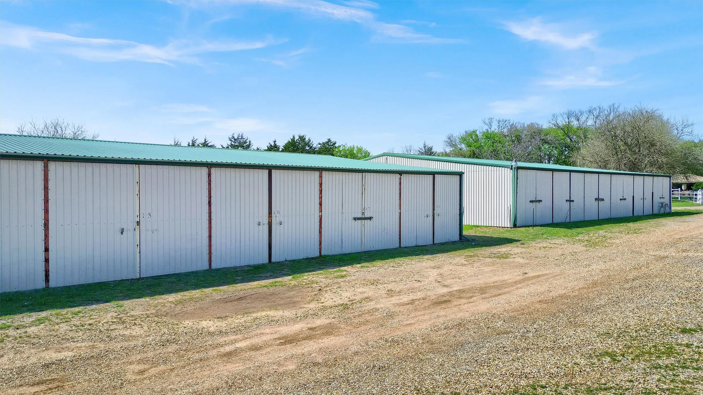 Warehouse For Sale in Grayson County , 470 Lazy Acres Circle, Pottsboro, Texas 75076, 0, 0, Garage spaces, 0 Sqft, built in 2004, Preowned, mls#21207509, Real Estate Agent in Pottsboro, Homes For Sale in Grayson county, Homes For Sale in Pottsboro, Realtor in Pottsboro Texas, Real Estate Brokerage Independent Realty Texas, Luminita Cordes Realtor