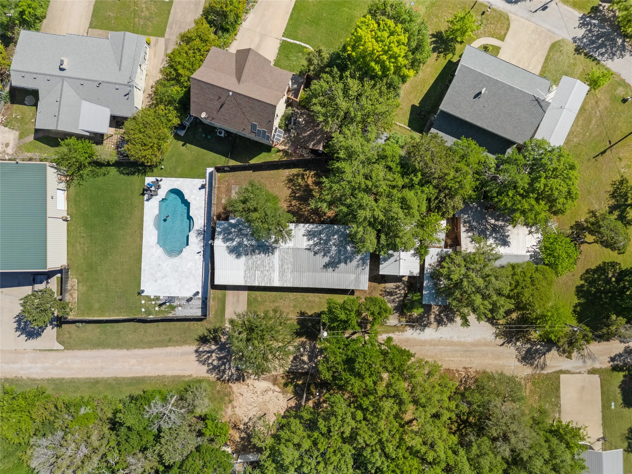 Single Family Residence For Sale in Bosque County , 116 County Road 1751, Clifton, Texas 76634, 2 Bedroom, 1 Bathroom, 2 Garage spaces, 1,120 Sqft, built in 1985, mls#21207588, Real Estate Agent in Clifton, Homes For Sale in Bosque county, Homes For Sale in Clifton, Realtor in Clifton Texas, Real Estate Brokerage Independent Realty Texas, Luminita Cordes Realtor