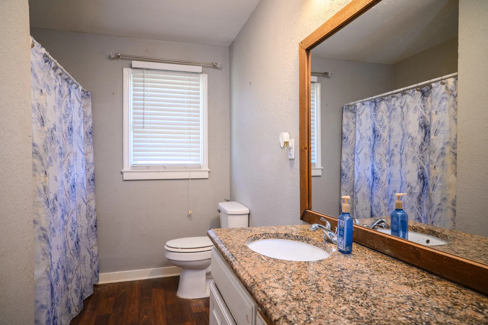 Single Family Residence For Sale in Grayson County , 1500 S Scullin Avenue, Denison, Texas 75020, 3 Bedroom, 1 Bathroom, Garage spaces, 1,281 Sqft, built in 1950, mls#21207579, Real Estate Agent in Denison, Homes For Sale in Grayson county, Homes For Sale in Denison, Realtor in Denison Texas, Real Estate Brokerage Independent Realty Texas, Luminita Cordes Realtor