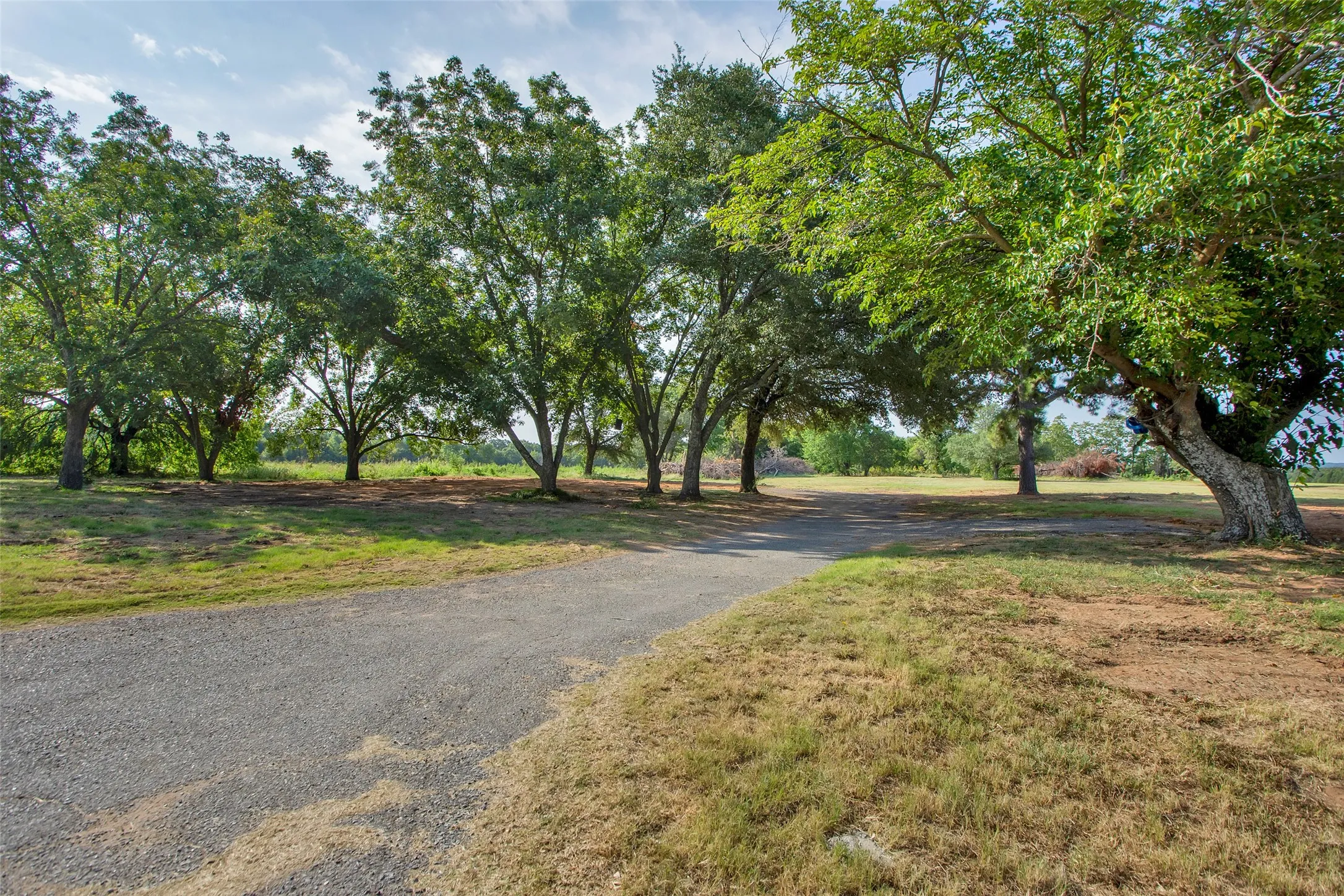 Unimproved Land For Sale in Grayson County , 000 Stafford Drive, Denison, Texas 75020, 0, 0, Garage spaces, 0 Sqft, built in 0, Price $2,800,000, mls#21207553, Real Estate Agent in Denison, Homes For Sale in Grayson county, Homes For Sale in Denison, Realtor in Denison Texas, Real Estate Brokerage Independent Realty Texas, Luminita Cordes Realtor