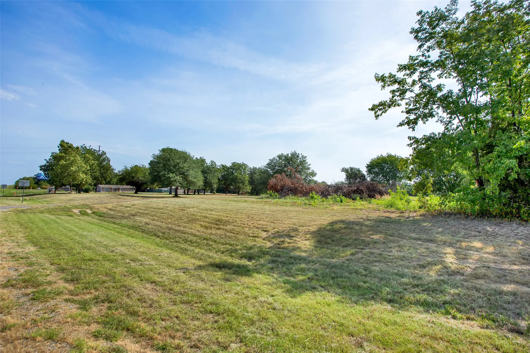 Unimproved Land For Sale in Grayson County , 000 Stafford Drive, Denison, Texas 75020, 0, 0, Garage spaces, 0 Sqft, built in 0, Price $2,800,000, mls#21207553, Real Estate Agent in Denison, Homes For Sale in Grayson county, Homes For Sale in Denison, Realtor in Denison Texas, Real Estate Brokerage Independent Realty Texas, Luminita Cordes Realtor