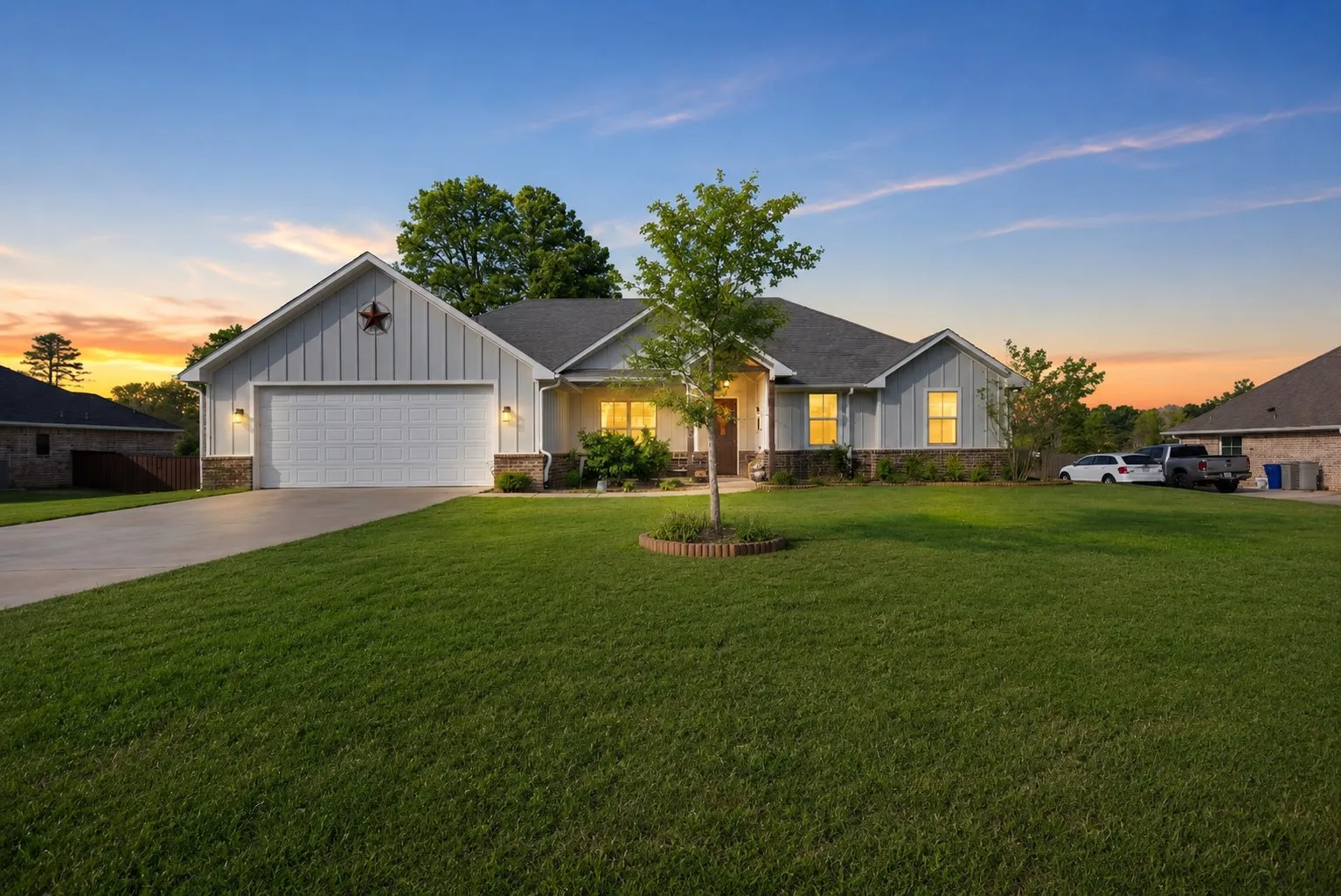 Single Family Residence For Sale in Smith County , 18341 Timber Oaks Drive, Lindale, Texas 75771, 4 Bedroom, 2 Bathroom, 2 Garage spaces, 1,945 Sqft, built in 2021, mls#21207638, Real Estate Agent in Lindale, Homes For Sale in Smith county, Homes For Sale in Lindale, Realtor in Lindale Texas, Real Estate Brokerage Independent Realty Texas, Luminita Cordes Realtor