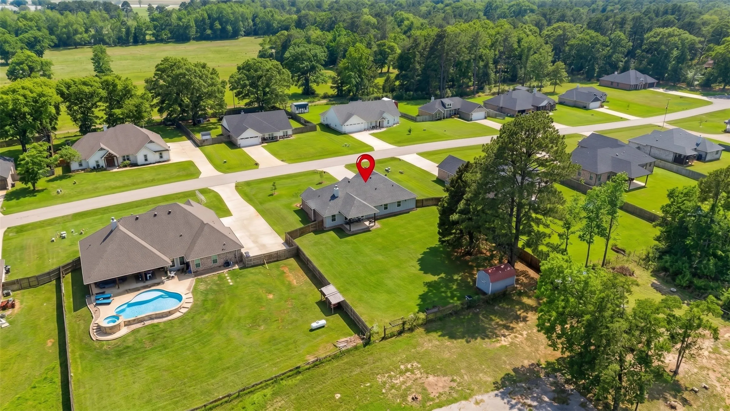 Single Family Residence For Sale in Smith County , 18341 Timber Oaks Drive, Lindale, Texas 75771, 4 Bedroom, 2 Bathroom, 2 Garage spaces, 1,945 Sqft, built in 2021, mls#21207638, Real Estate Agent in Lindale, Homes For Sale in Smith county, Homes For Sale in Lindale, Realtor in Lindale Texas, Real Estate Brokerage Independent Realty Texas, Luminita Cordes Realtor