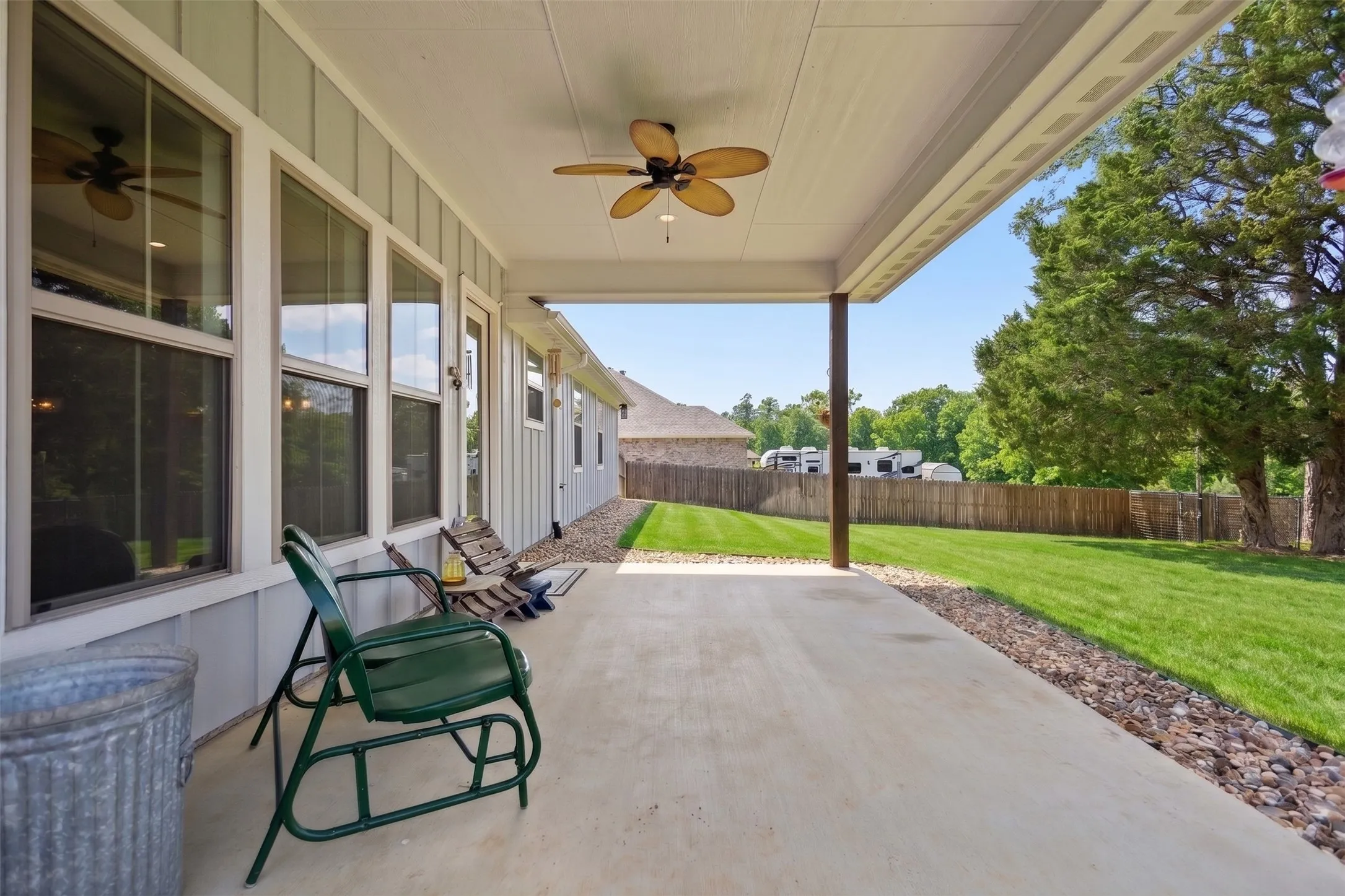 Single Family Residence For Sale in Smith County , 18341 Timber Oaks Drive, Lindale, Texas 75771, 4 Bedroom, 2 Bathroom, 2 Garage spaces, 1,945 Sqft, built in 2021, mls#21207638, Real Estate Agent in Lindale, Homes For Sale in Smith county, Homes For Sale in Lindale, Realtor in Lindale Texas, Real Estate Brokerage Independent Realty Texas, Luminita Cordes Realtor