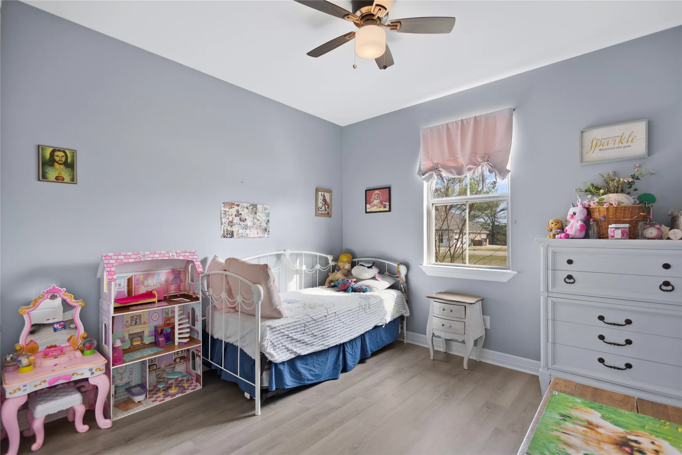 Single Family Residence For Sale in Smith County , 18341 Timber Oaks Drive, Lindale, Texas 75771, 4 Bedroom, 2 Bathroom, 2 Garage spaces, 1,945 Sqft, built in 2021, mls#21207638, Real Estate Agent in Lindale, Homes For Sale in Smith county, Homes For Sale in Lindale, Realtor in Lindale Texas, Real Estate Brokerage Independent Realty Texas, Luminita Cordes Realtor