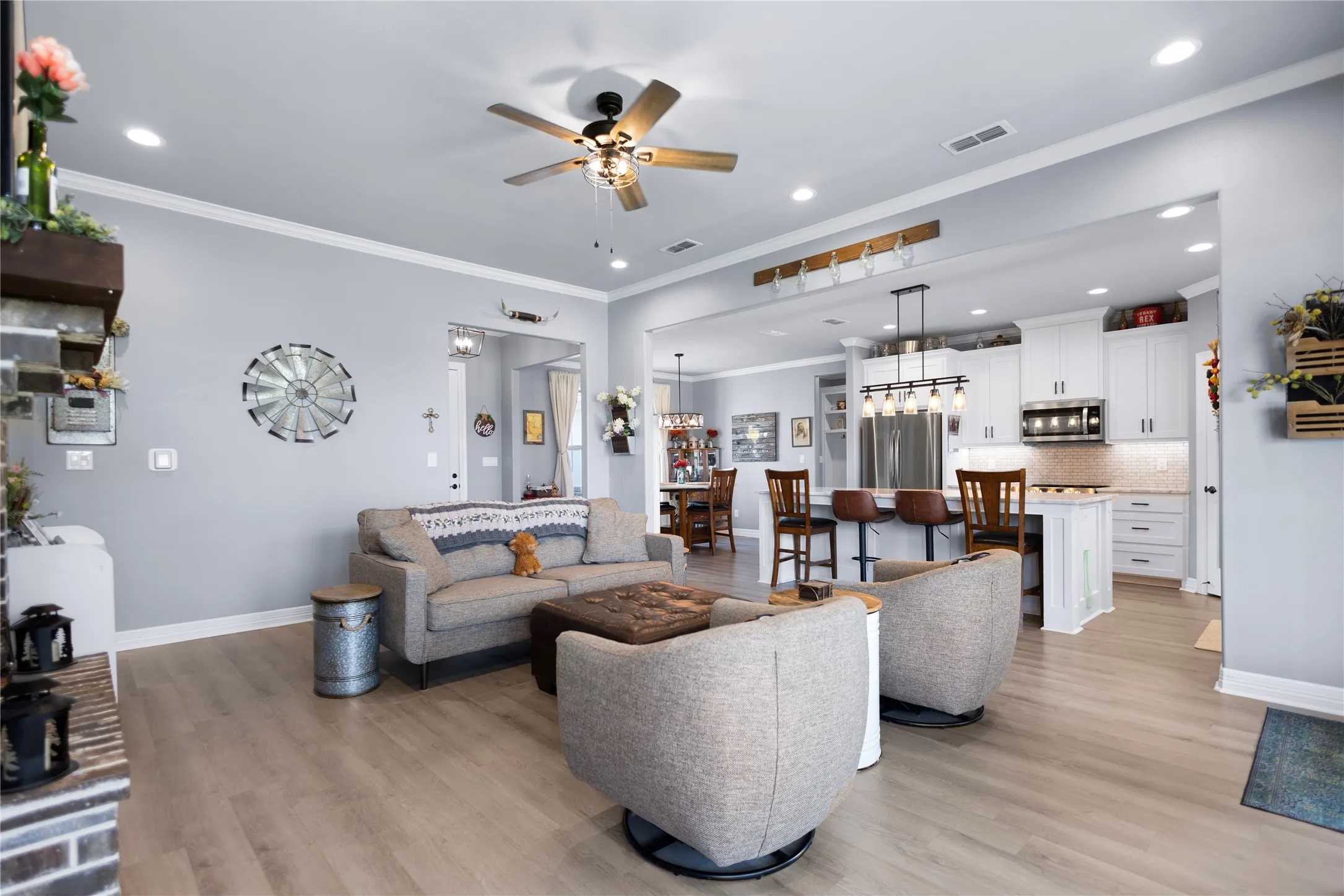 Single Family Residence For Sale in Smith County , 18341 Timber Oaks Drive, Lindale, Texas 75771, 4 Bedroom, 2 Bathroom, 2 Garage spaces, 1,945 Sqft, built in 2021, mls#21207638, Real Estate Agent in Lindale, Homes For Sale in Smith county, Homes For Sale in Lindale, Realtor in Lindale Texas, Real Estate Brokerage Independent Realty Texas, Luminita Cordes Realtor