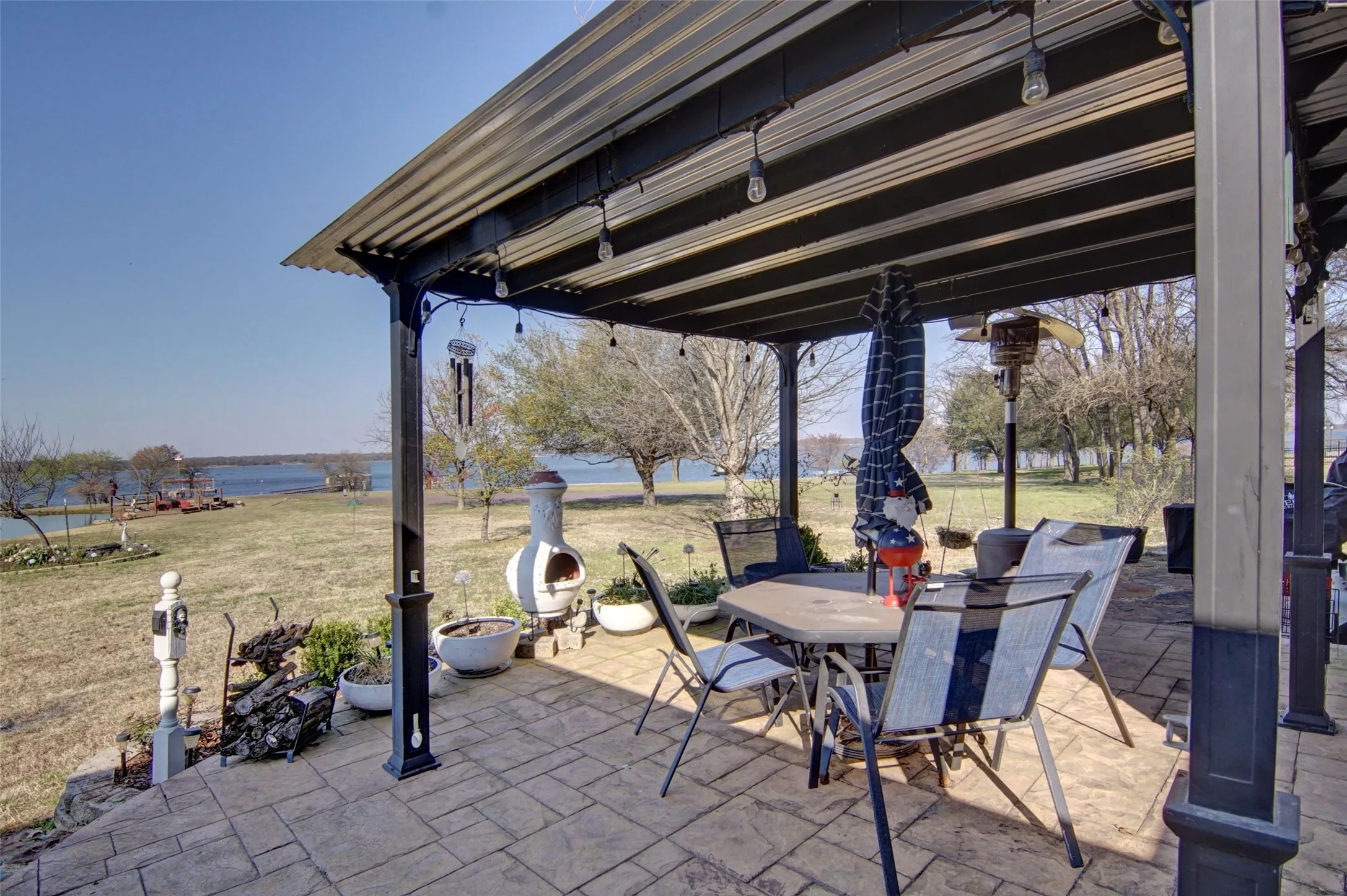 Single Family Residence For Sale in Rains County , 125 Rs County Road 3379, Emory, Texas 75440, 4 Bedroom, 2 Bathroom, 2 Garage spaces, 2,387 Sqft, built in 2006, Preowned, mls#21196032, Real Estate Agent in Emory, Homes For Sale in Rains county, Homes For Sale in Emory, Realtor in Emory Texas, Real Estate Brokerage Independent Realty Texas, Luminita Cordes Realtor