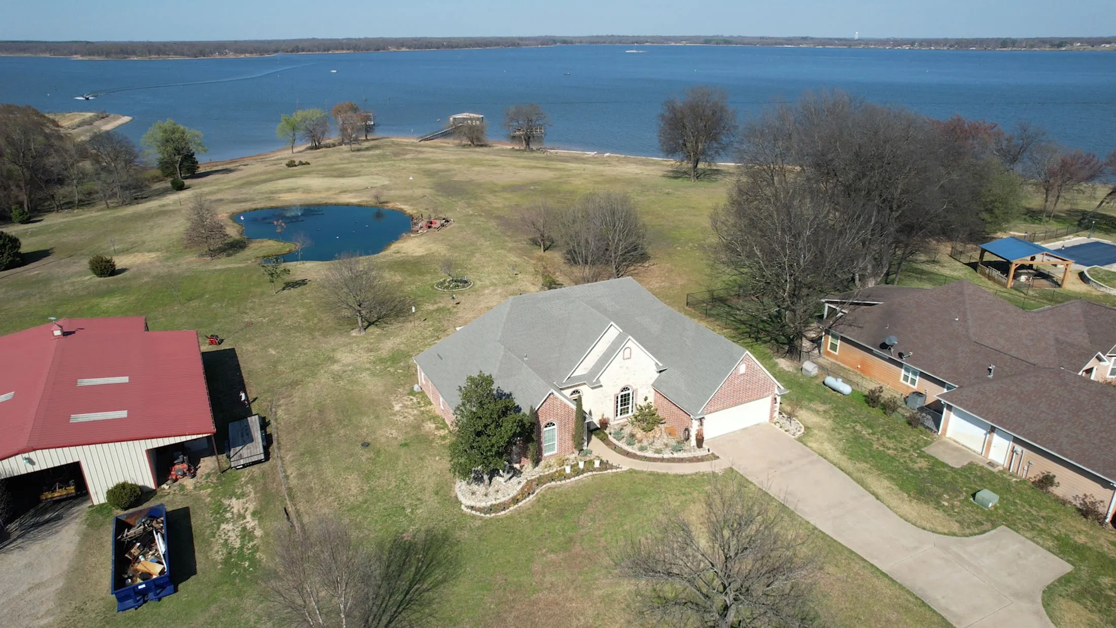 Single Family Residence For Sale in Rains County , 125 Rs County Road 3379, Emory, Texas 75440, 4 Bedroom, 2 Bathroom, 2 Garage spaces, 2,387 Sqft, built in 2006, Preowned, mls#21196032, Real Estate Agent in Emory, Homes For Sale in Rains county, Homes For Sale in Emory, Realtor in Emory Texas, Real Estate Brokerage Independent Realty Texas, Luminita Cordes Realtor