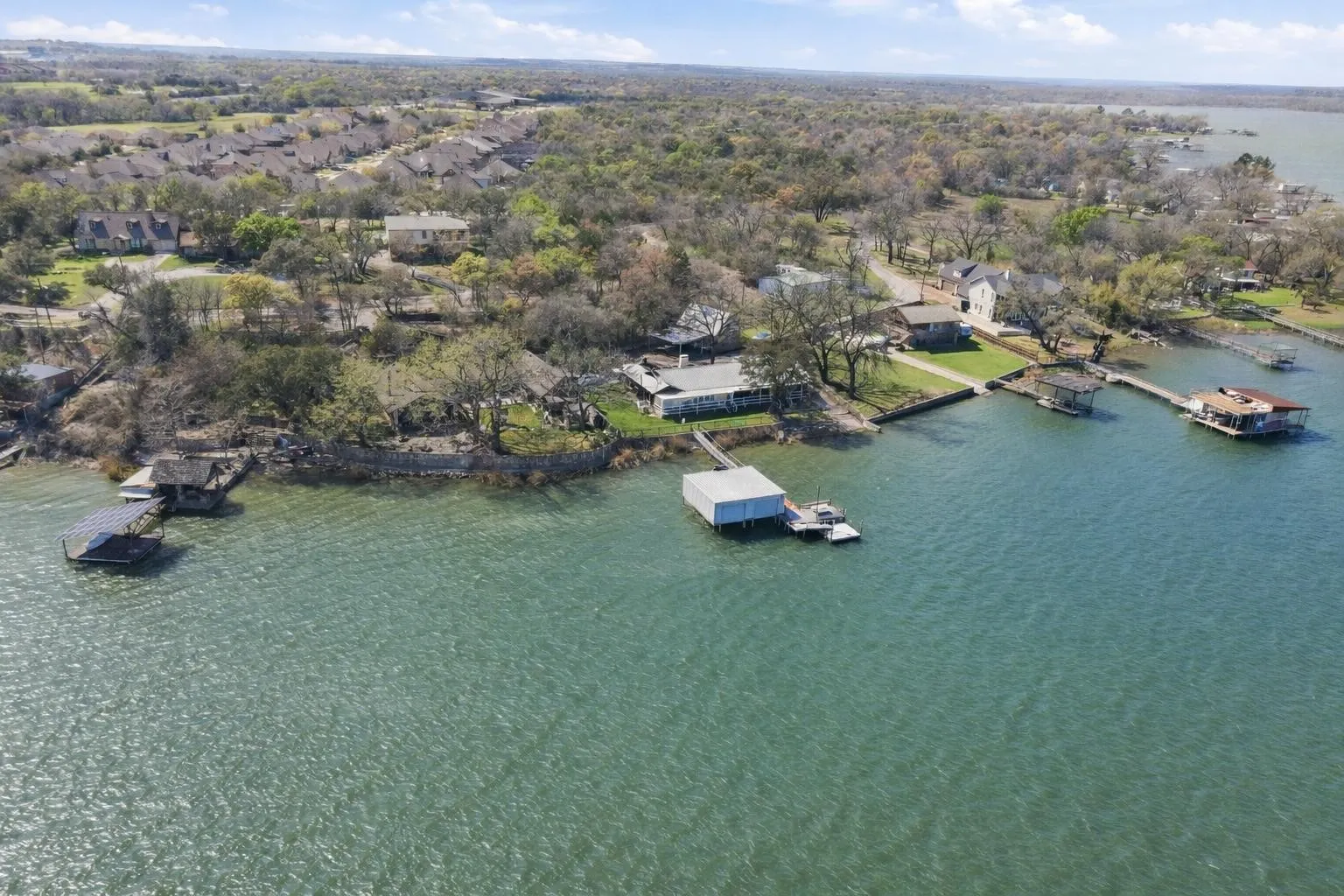 Single Family Residence For Sale in Tarrant County , 2404 Indian Cove Street, Fort Worth, Texas 76108, 3 Bedrooms, 3 Bathrooms, 4 Garage spaces, 2,445 Sqft, built in 1997, Preowned, Price $799,000, mls#21204048, Real Estate Agent in Fort Worth, Homes For Sale in Tarrant county, Homes For Sale in Fort Worth, Realtor in Fort Worth Texas, Real Estate Brokerage Independent Realty Texas, Luminita Cordes Realtor