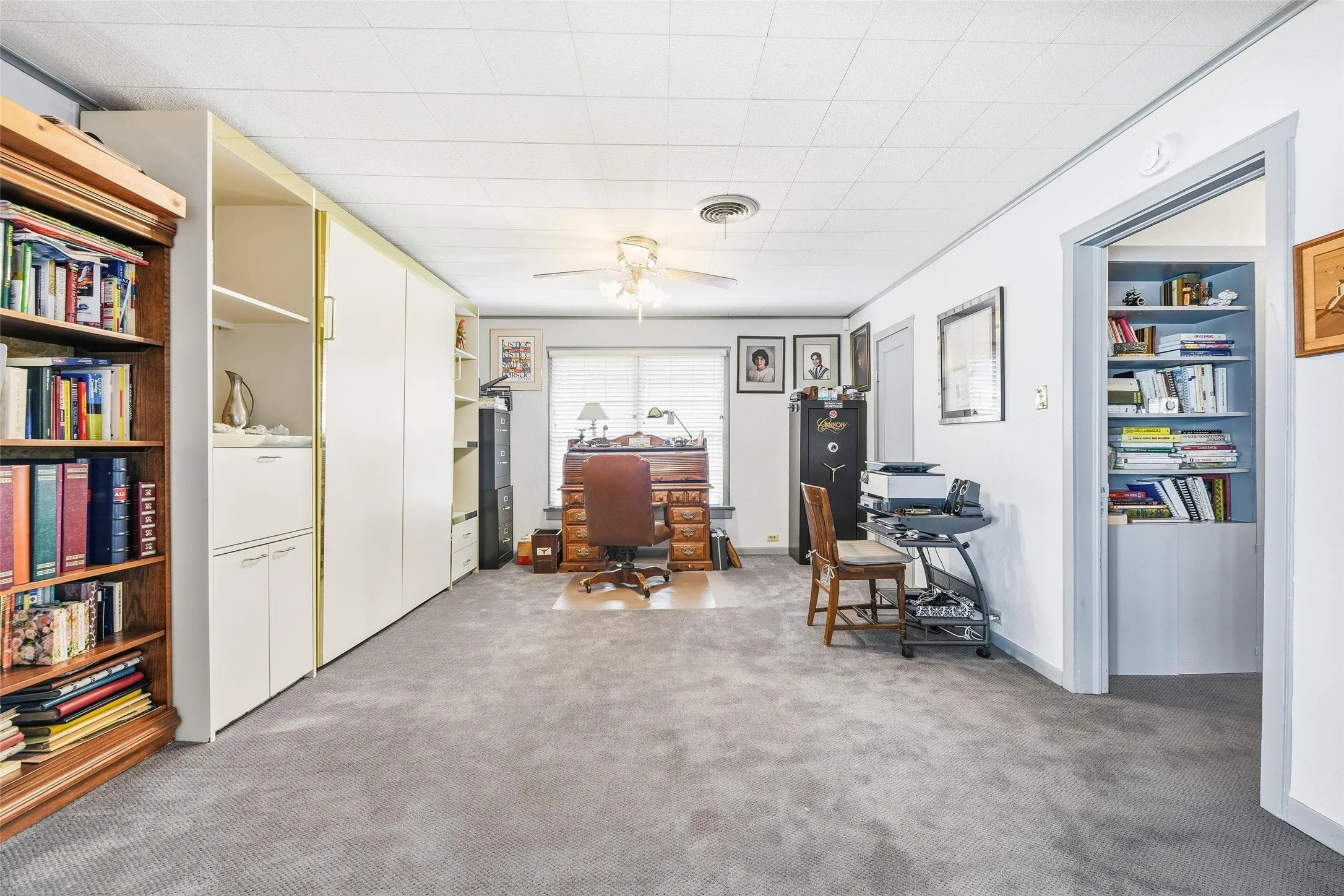 Single Family Residence For Sale in Tarrant County , 2404 Indian Cove Street, Fort Worth, Texas 76108, 3 Bedrooms, 3 Bathrooms, 4 Garage spaces, 2,445 Sqft, built in 1997, Preowned, Price $799,000, mls#21204048, Real Estate Agent in Fort Worth, Homes For Sale in Tarrant county, Homes For Sale in Fort Worth, Realtor in Fort Worth Texas, Real Estate Brokerage Independent Realty Texas, Luminita Cordes Realtor
