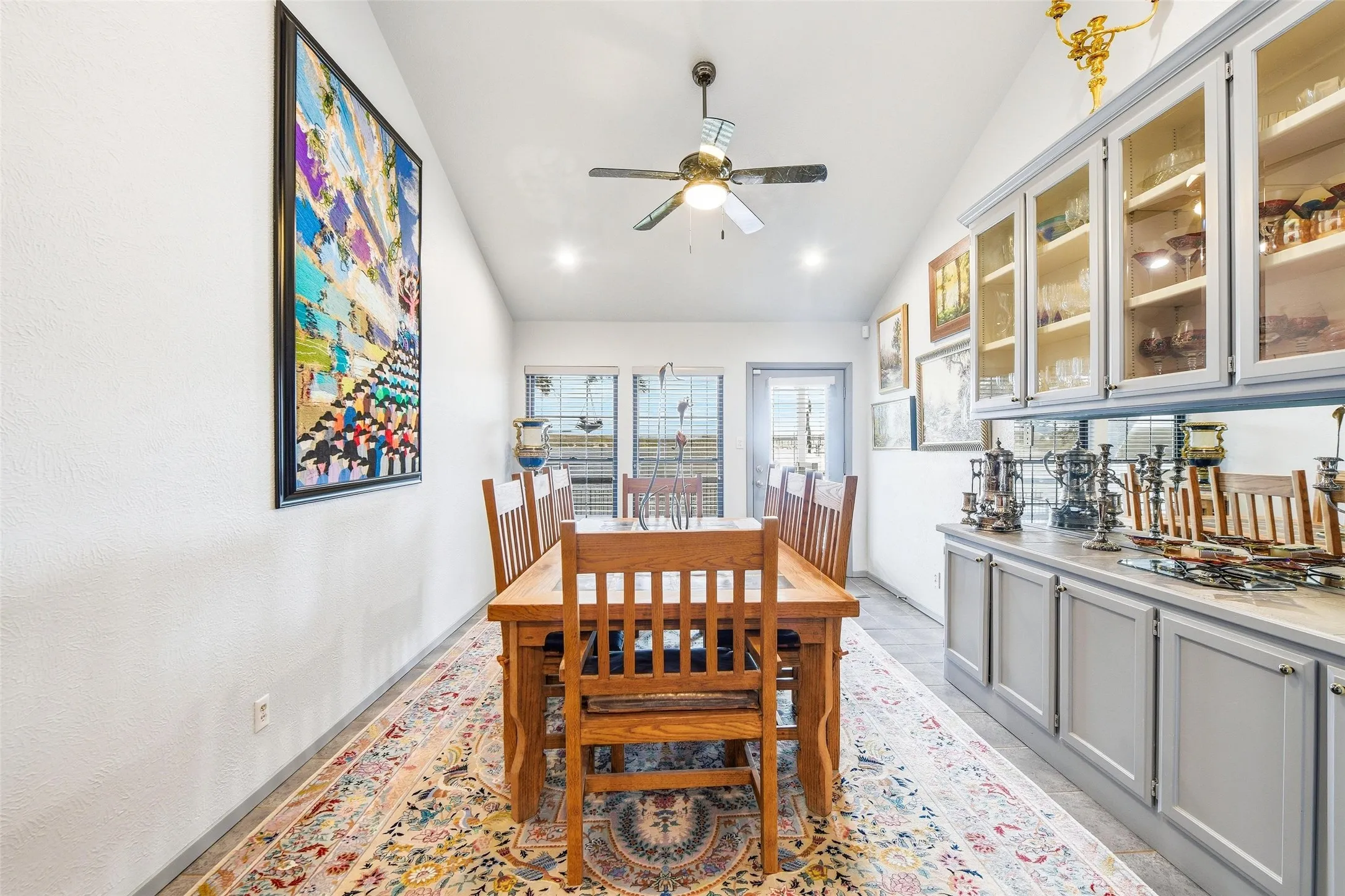 Single Family Residence For Sale in Tarrant County , 2404 Indian Cove Street, Fort Worth, Texas 76108, 3 Bedrooms, 3 Bathrooms, 4 Garage spaces, 2,445 Sqft, built in 1997, Preowned, Price $799,000, mls#21204048, Real Estate Agent in Fort Worth, Homes For Sale in Tarrant county, Homes For Sale in Fort Worth, Realtor in Fort Worth Texas, Real Estate Brokerage Independent Realty Texas, Luminita Cordes Realtor
