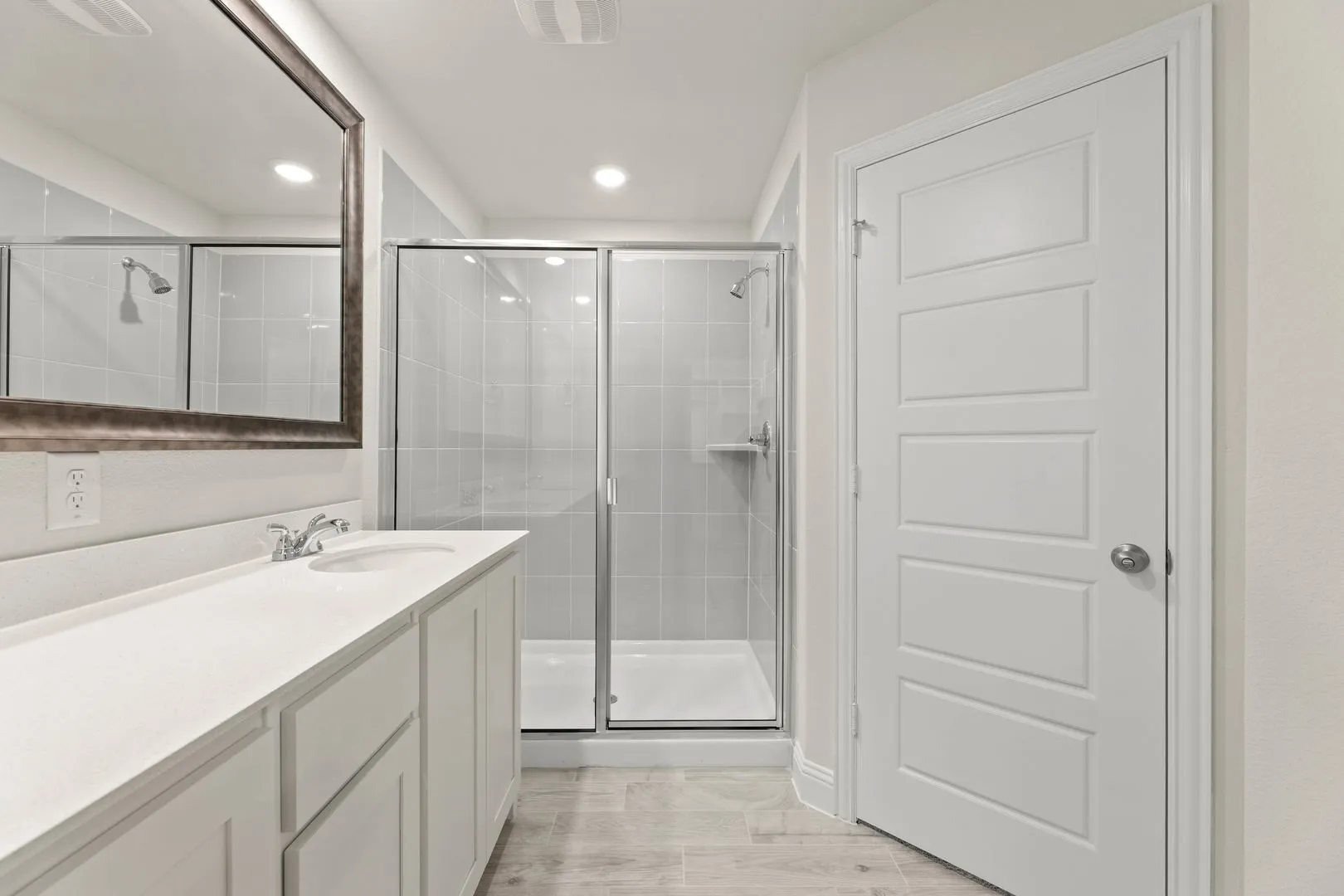 1967 Gentle Oak-Primary Suite-5