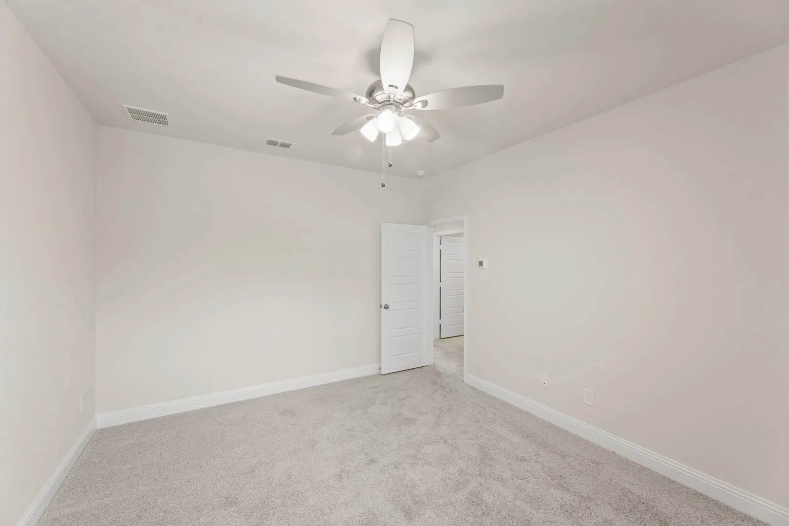 1967 Gentle Oak-Primary Suite-2