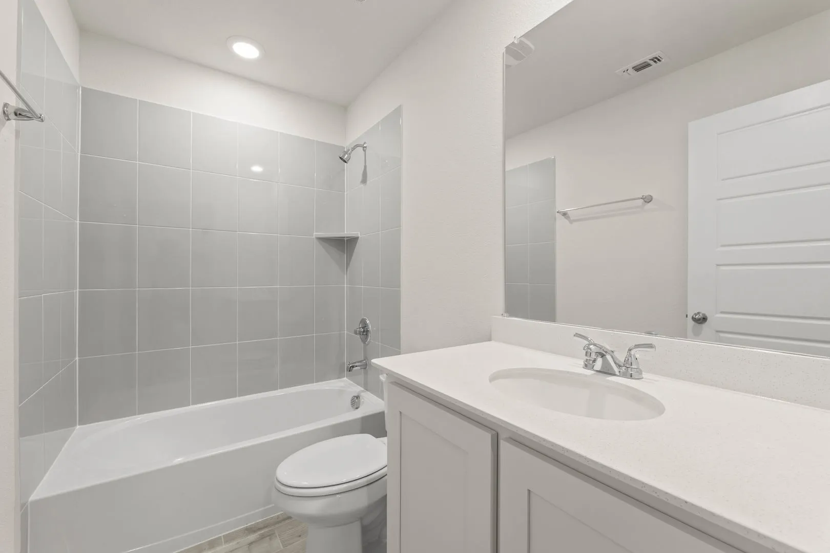1967 Gentle Oak-Bathroom-1