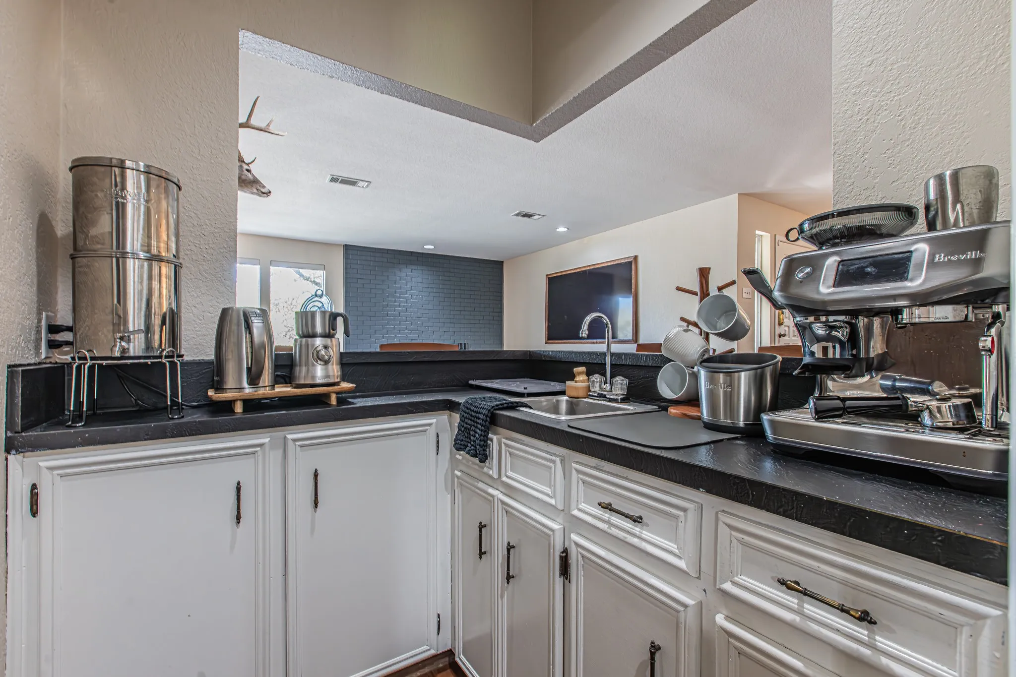 wet bar