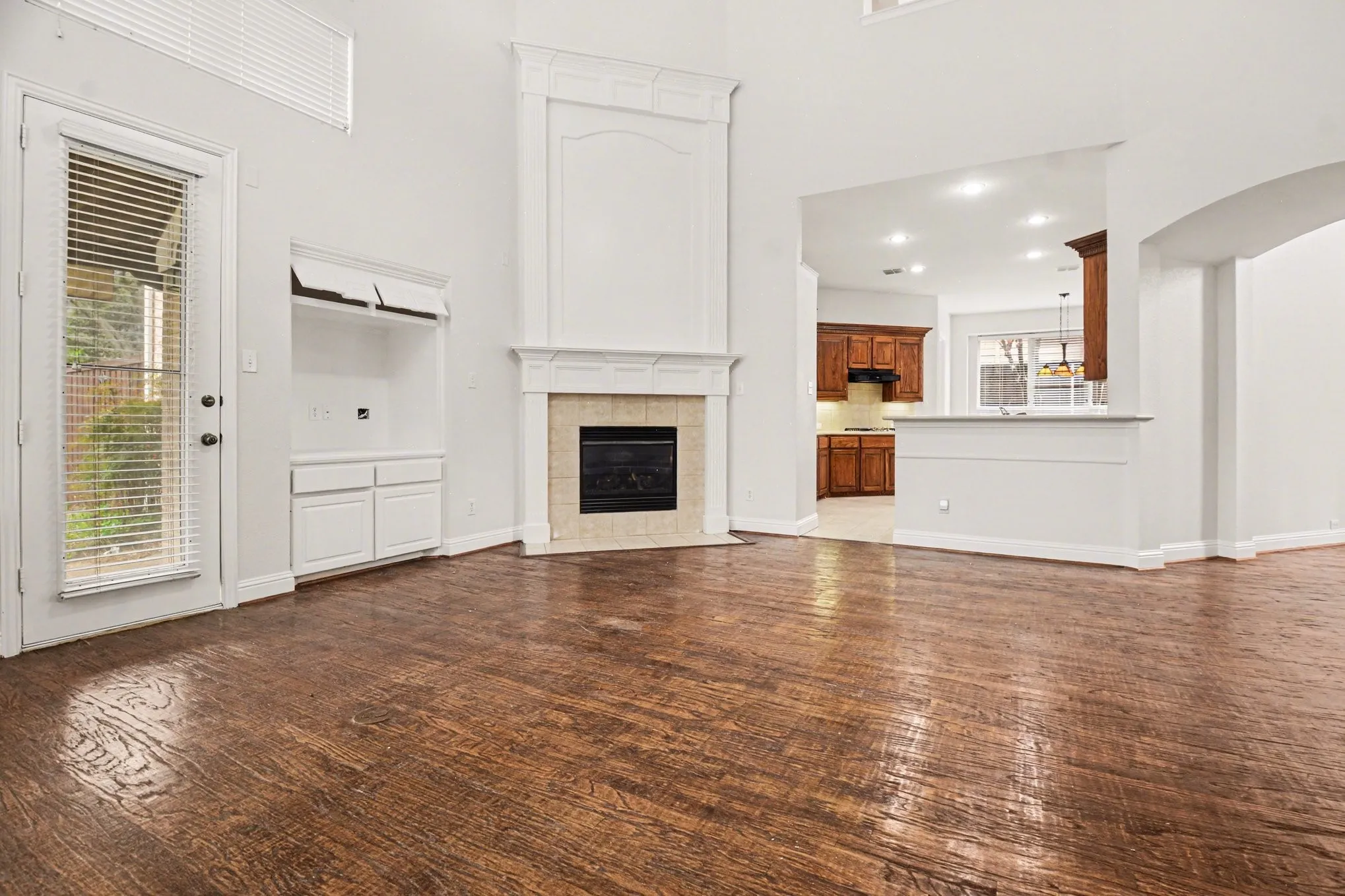Single Family Residence For Sale in Collin County , 8709 Havant Lane, Plano, Texas 75024, 5 Bedroom, 3 Bathroom, 2 Garage spaces, 3,479 Sqft, built in 2001, Preowned, mls#21206397, Real Estate Agent in Plano, Homes For Sale in Collin county, Homes For Sale in Plano, Realtor in Plano Texas, Real Estate Brokerage Independent Realty Texas, Luminita Cordes Realtor