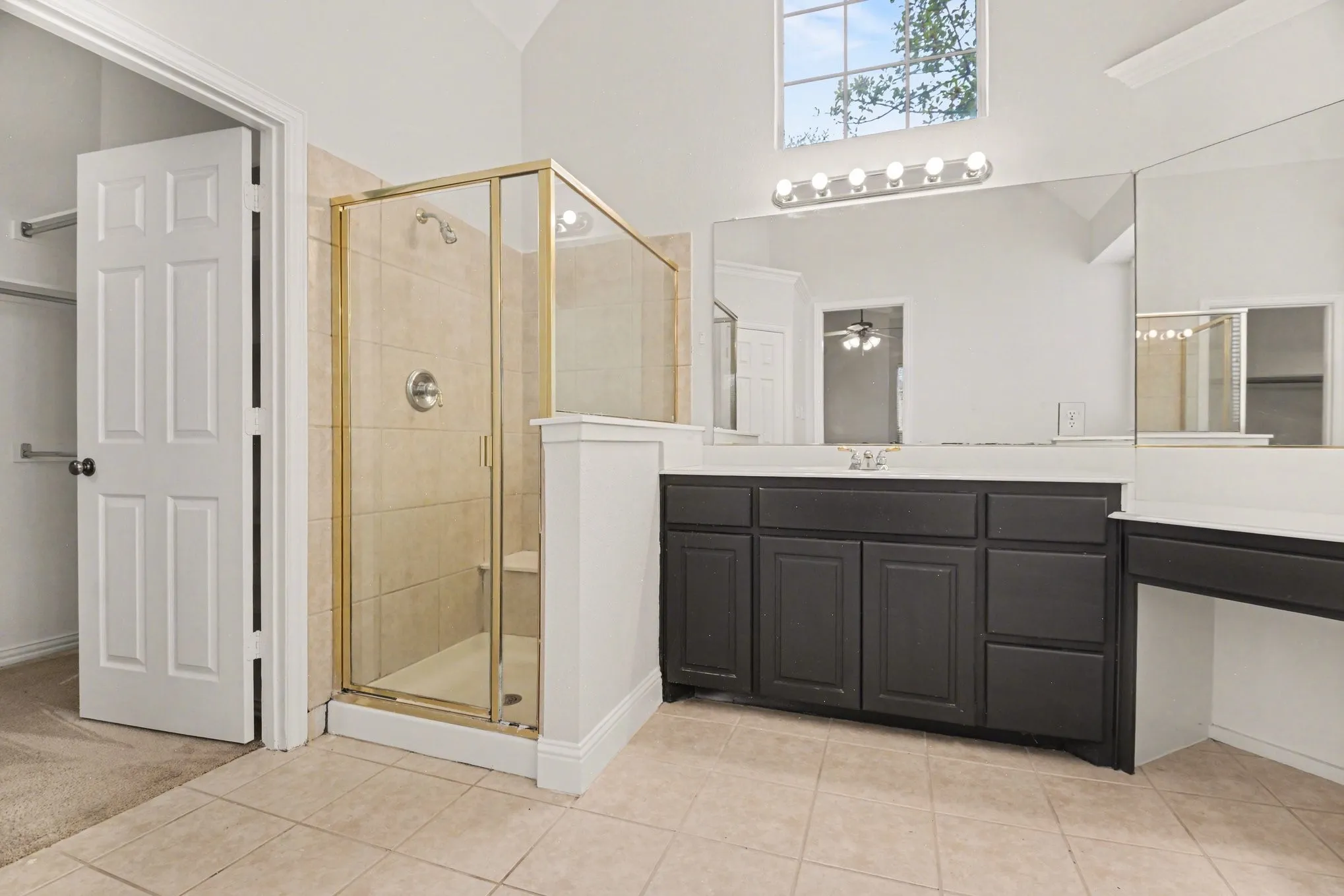 Single Family Residence For Sale in Collin County , 8709 Havant Lane, Plano, Texas 75024, 5 Bedroom, 3 Bathroom, 2 Garage spaces, 3,479 Sqft, built in 2001, Preowned, mls#21206397, Real Estate Agent in Plano, Homes For Sale in Collin county, Homes For Sale in Plano, Realtor in Plano Texas, Real Estate Brokerage Independent Realty Texas, Luminita Cordes Realtor