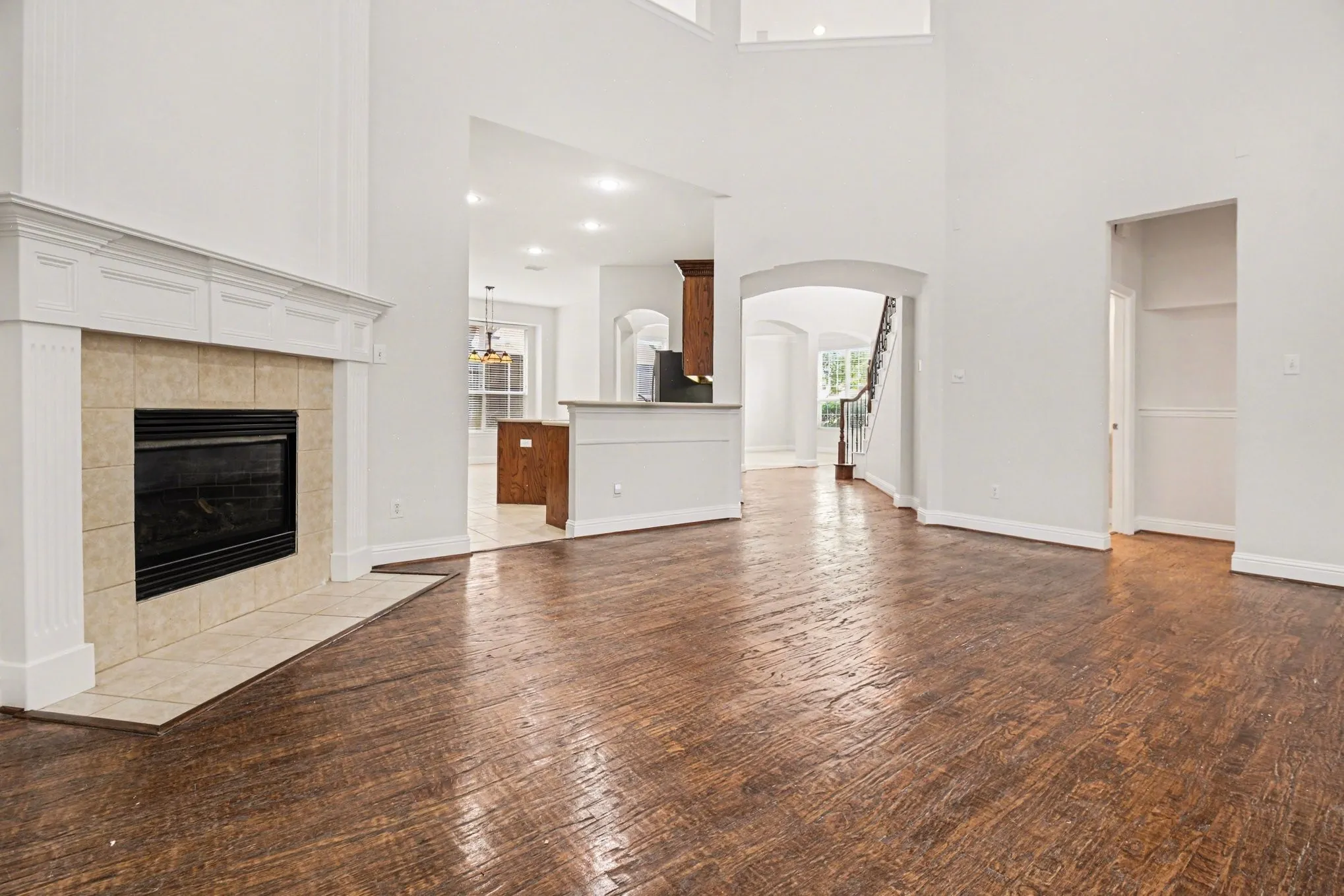 Single Family Residence For Sale in Collin County , 8709 Havant Lane, Plano, Texas 75024, 5 Bedroom, 3 Bathroom, 2 Garage spaces, 3,479 Sqft, built in 2001, Preowned, mls#21206397, Real Estate Agent in Plano, Homes For Sale in Collin county, Homes For Sale in Plano, Realtor in Plano Texas, Real Estate Brokerage Independent Realty Texas, Luminita Cordes Realtor