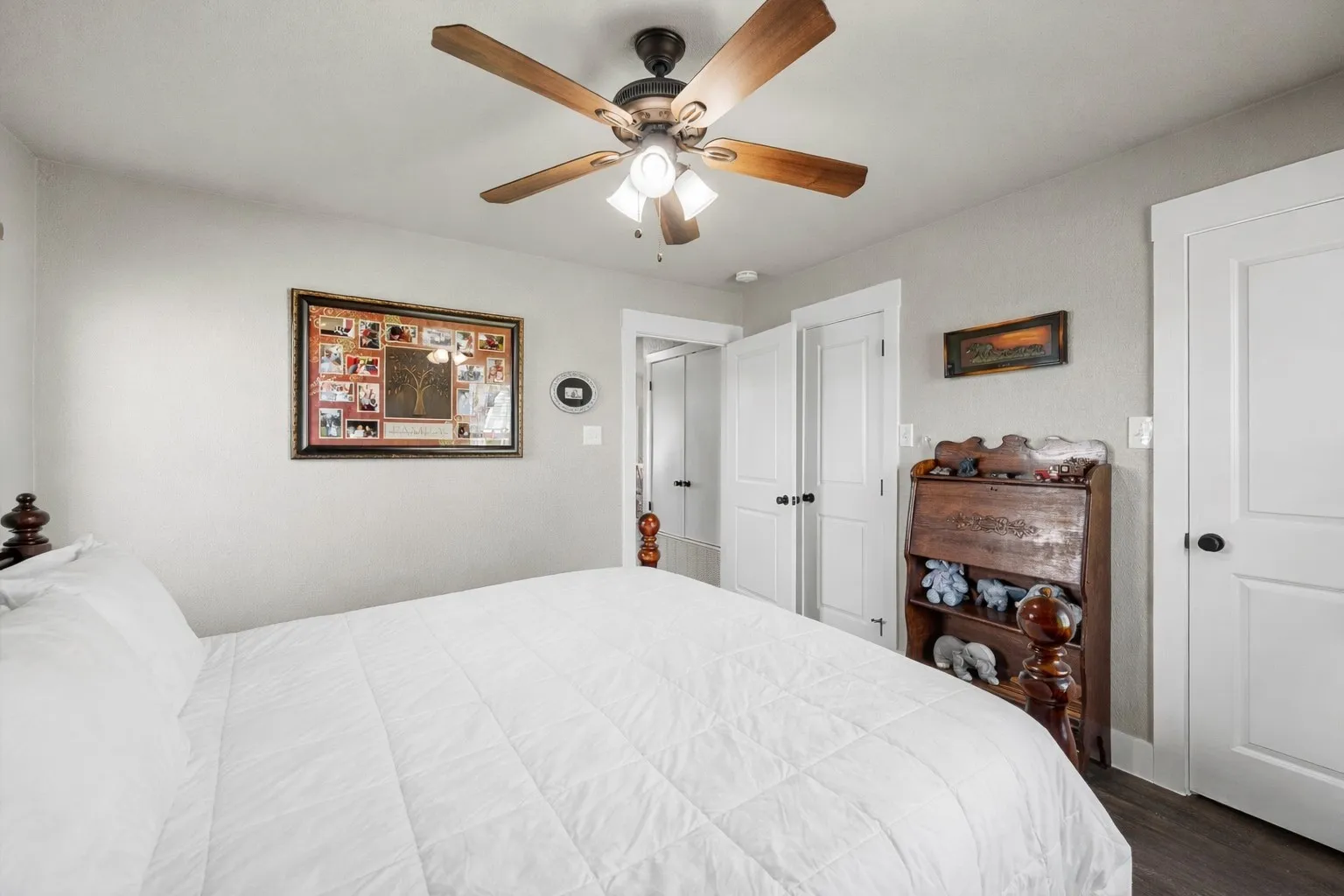 Single Family Residence For Sale in Mc Lennan County , 11541 Old Dallas Road, West, Texas 76691, 3 Bedroom, 2 Bathroom, 2 Garage spaces, 2,089 Sqft, built in 1986, mls#21182648, Real Estate Agent in West, Homes For Sale in Mc Lennan county, Homes For Sale in West, Realtor in West Texas, Real Estate Brokerage Independent Realty Texas, Luminita Cordes Realtor