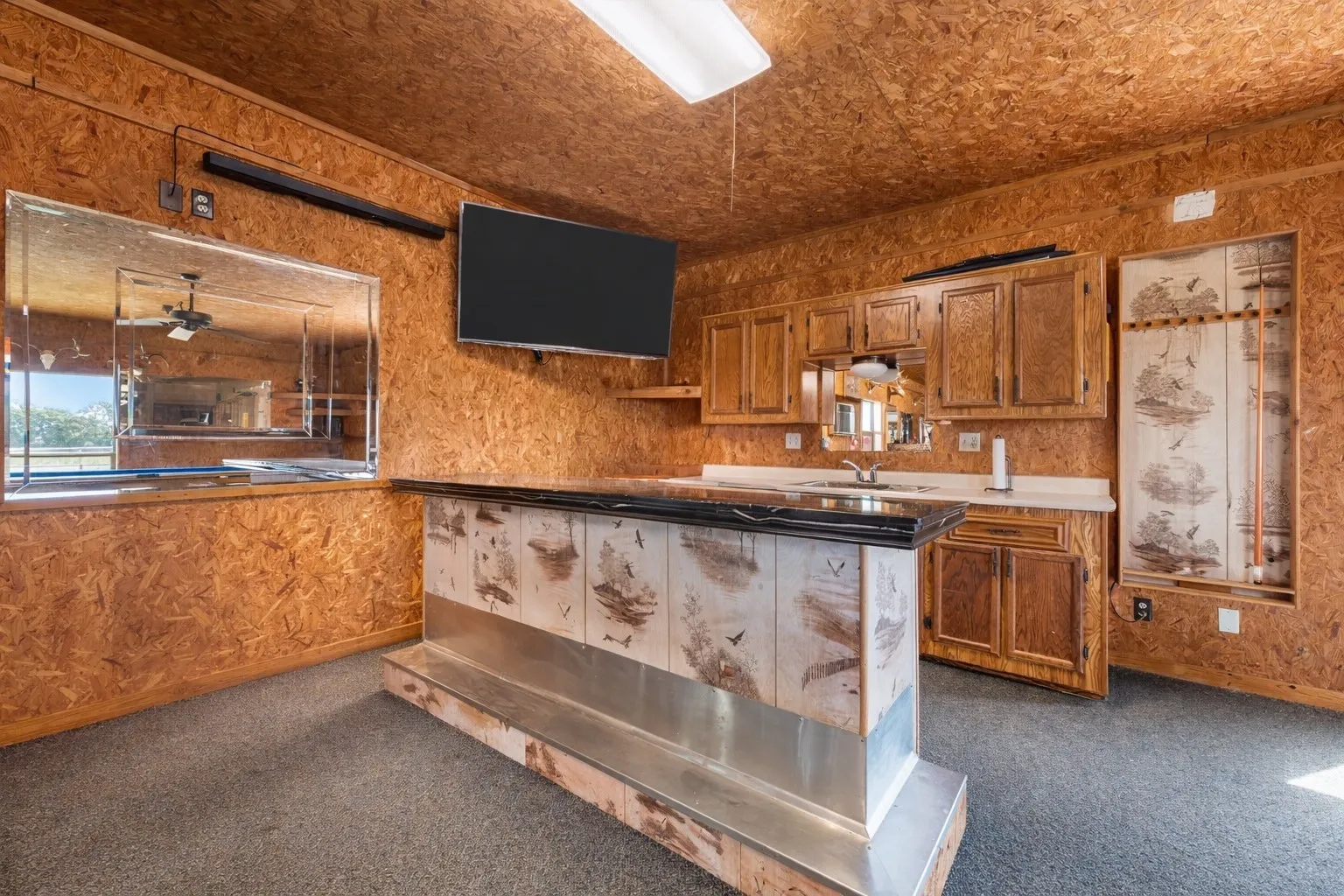 Single Family Residence For Sale in Mc Lennan County , 11541 Old Dallas Road, West, Texas 76691, 3 Bedroom, 2 Bathroom, 2 Garage spaces, 2,089 Sqft, built in 1986, mls#21182648, Real Estate Agent in West, Homes For Sale in Mc Lennan county, Homes For Sale in West, Realtor in West Texas, Real Estate Brokerage Independent Realty Texas, Luminita Cordes Realtor