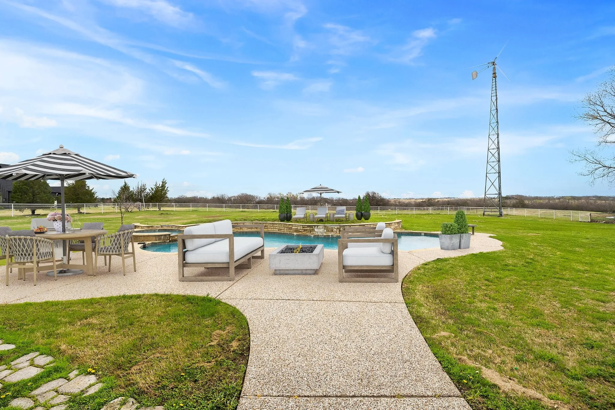 Single Family Residence For Sale in Rockwall County , 499 Mcdonald Road, Rockwall, Texas 75032, 3 Bedroom, 3 Bathroom, 2 Garage spaces, 2,636 Sqft, built in 1998, Preowned, mls#21203058, Real Estate Agent in Rockwall, Homes For Sale in Rockwall county, Homes For Sale in Rockwall, Realtor in Rockwall Texas, Real Estate Brokerage Independent Realty Texas, Luminita Cordes Realtor