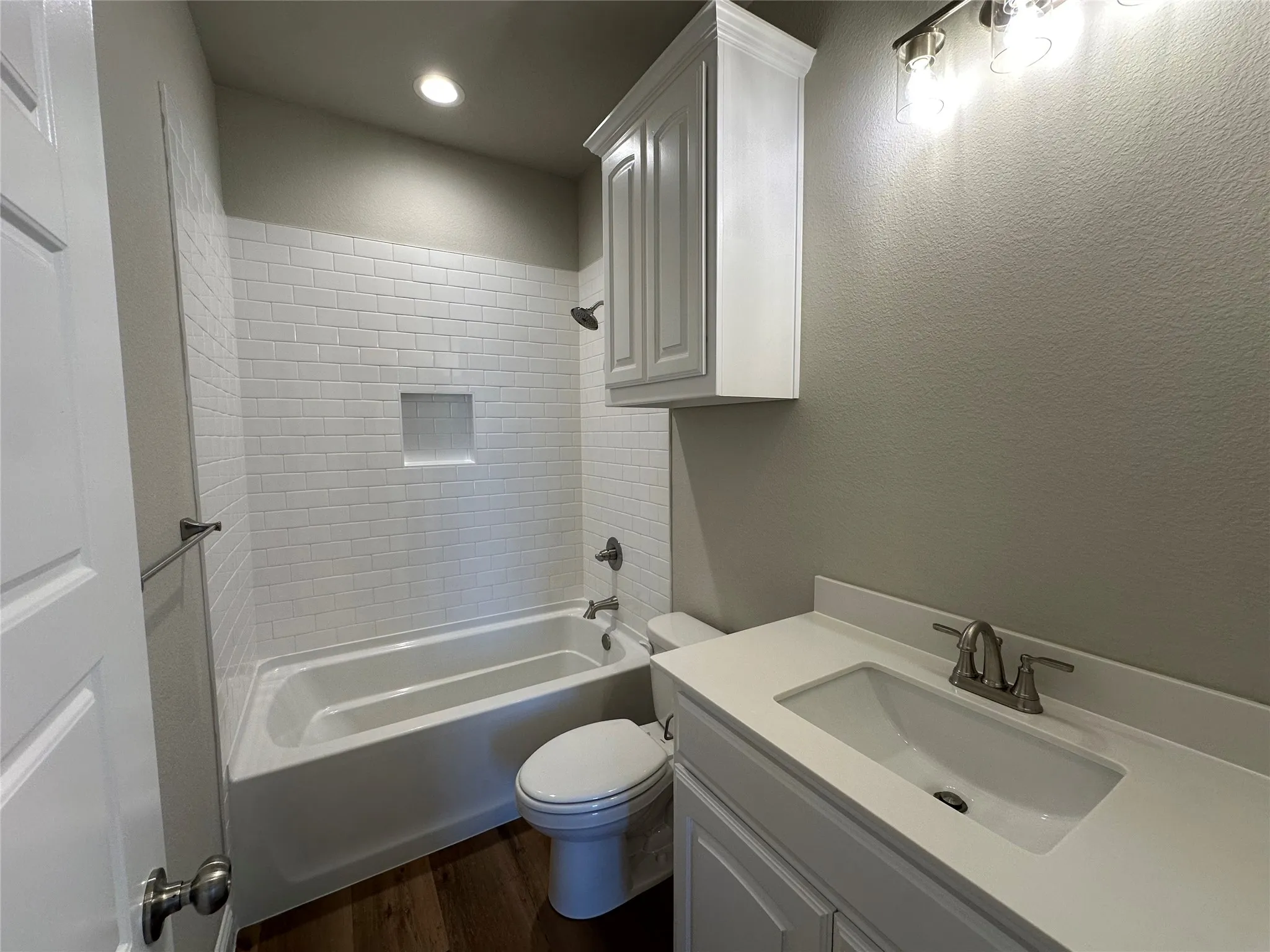 Single Family Residence For Sale in Johnson County , 2009 Belle Lagos Ln, Cleburne, Texas 76033, 3 Bedroom, 3 Bathroom, 2 Garage spaces, 2,280 Sqft, built in 2026, New Construction - Incomplete, mls#21207948, Real Estate Agent in Cleburne, Homes For Sale in Johnson county, Homes For Sale in Cleburne, Realtor in Cleburne Texas, Real Estate Brokerage Independent Realty Texas, Luminita Cordes Realtor