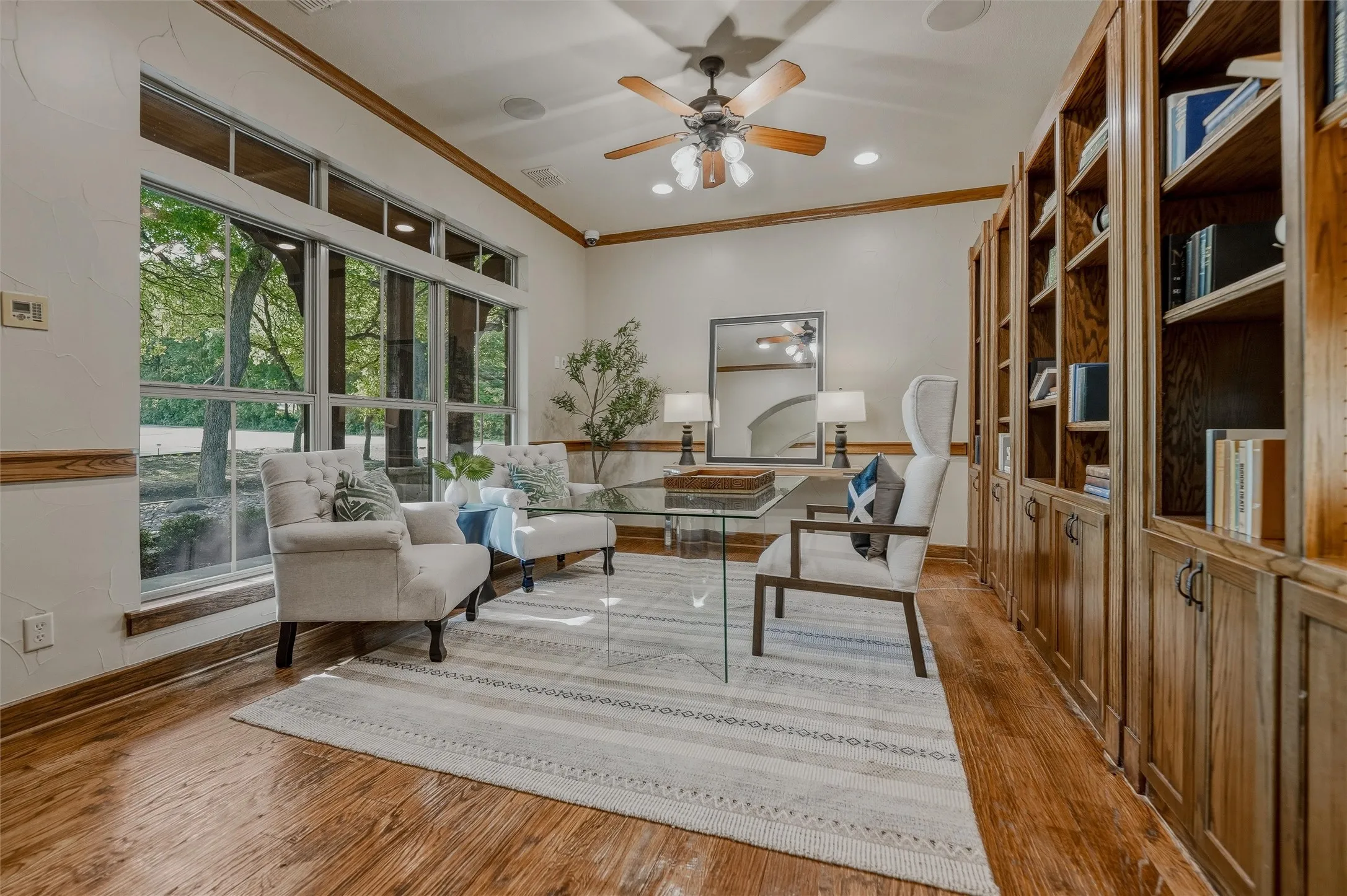 Single Family Residence For Sale in Parker County , 129 Trinity Bluffs, Aledo, Texas 76008, 4 Bedroom, 5 Bathroom, 3 Garage spaces, 4,410 Sqft, built in 2005, Price $2,249,000, mls#21207218, Real Estate Agent in Aledo, Homes For Sale in Parker county, Homes For Sale in Aledo, Realtor in Aledo Texas, Real Estate Brokerage Independent Realty Texas, Luminita Cordes Realtor