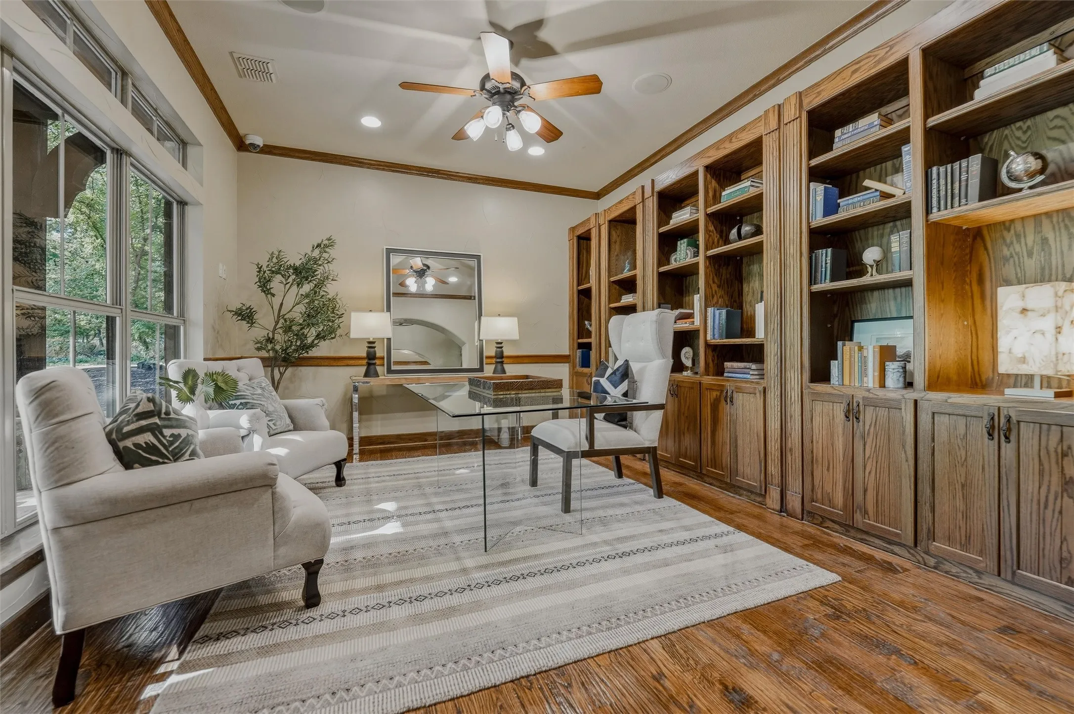 Single Family Residence For Sale in Parker County , 129 Trinity Bluffs, Aledo, Texas 76008, 4 Bedroom, 5 Bathroom, 3 Garage spaces, 4,410 Sqft, built in 2005, Price $2,249,000, mls#21207218, Real Estate Agent in Aledo, Homes For Sale in Parker county, Homes For Sale in Aledo, Realtor in Aledo Texas, Real Estate Brokerage Independent Realty Texas, Luminita Cordes Realtor