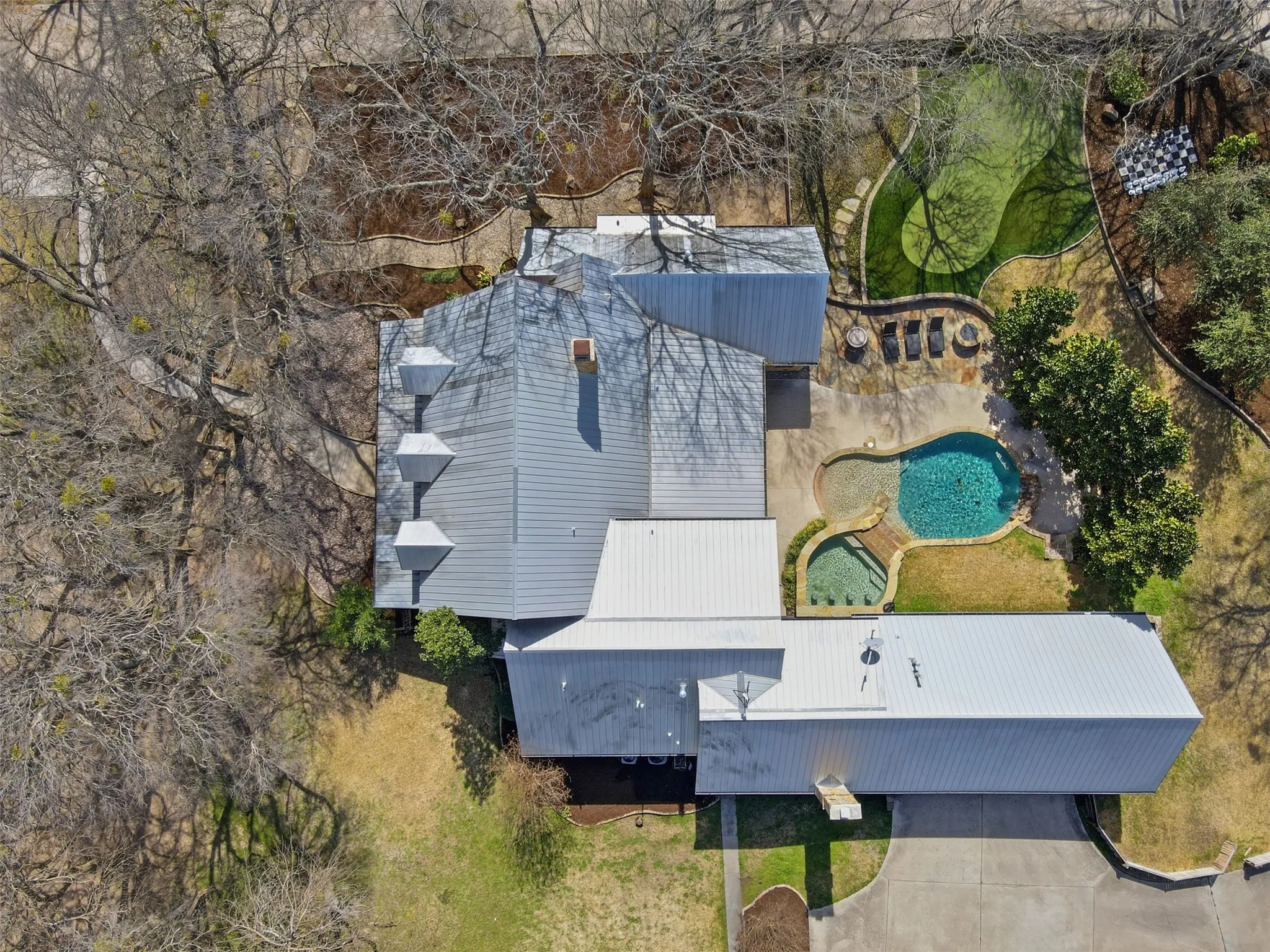 Single Family Residence For Sale in Parker County , 129 Trinity Bluffs, Aledo, Texas 76008, 4 Bedroom, 5 Bathroom, 3 Garage spaces, 4,410 Sqft, built in 2005, Price $2,249,000, mls#21207218, Real Estate Agent in Aledo, Homes For Sale in Parker county, Homes For Sale in Aledo, Realtor in Aledo Texas, Real Estate Brokerage Independent Realty Texas, Luminita Cordes Realtor