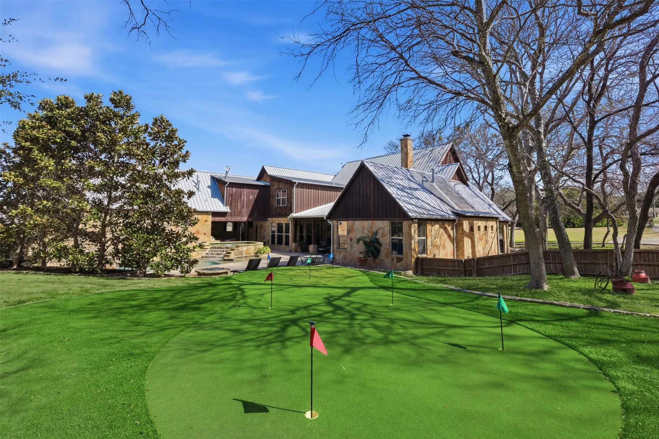 Single Family Residence For Sale in Parker County , 129 Trinity Bluffs, Aledo, Texas 76008, 4 Bedroom, 5 Bathroom, 3 Garage spaces, 4,410 Sqft, built in 2005, Price $2,249,000, mls#21207218, Real Estate Agent in Aledo, Homes For Sale in Parker county, Homes For Sale in Aledo, Realtor in Aledo Texas, Real Estate Brokerage Independent Realty Texas, Luminita Cordes Realtor