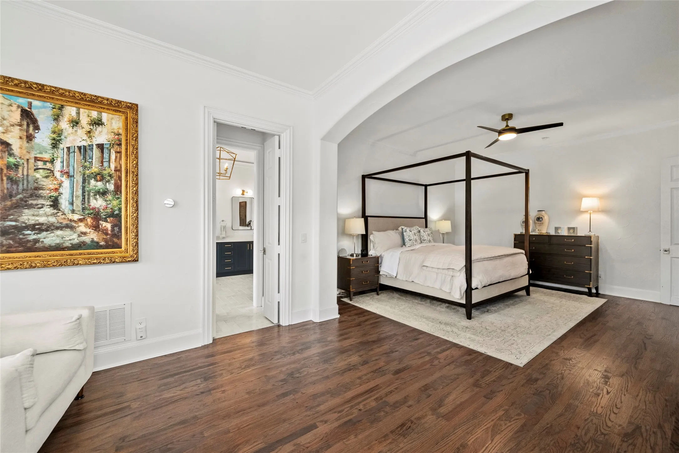 Single Family Residence For Sale in Collin County , 5952 Aberdeen Place, Frisco, Texas 75034, 4 Bedroom, 4 Bathroom, 3 Garage spaces, 4,703 Sqft, built in 2002, Preowned, mls#21205615, Real Estate Agent in Frisco, Homes For Sale in Collin county, Homes For Sale in Frisco, Realtor in Frisco Texas, Real Estate Brokerage Independent Realty Texas, Luminita Cordes Realtor