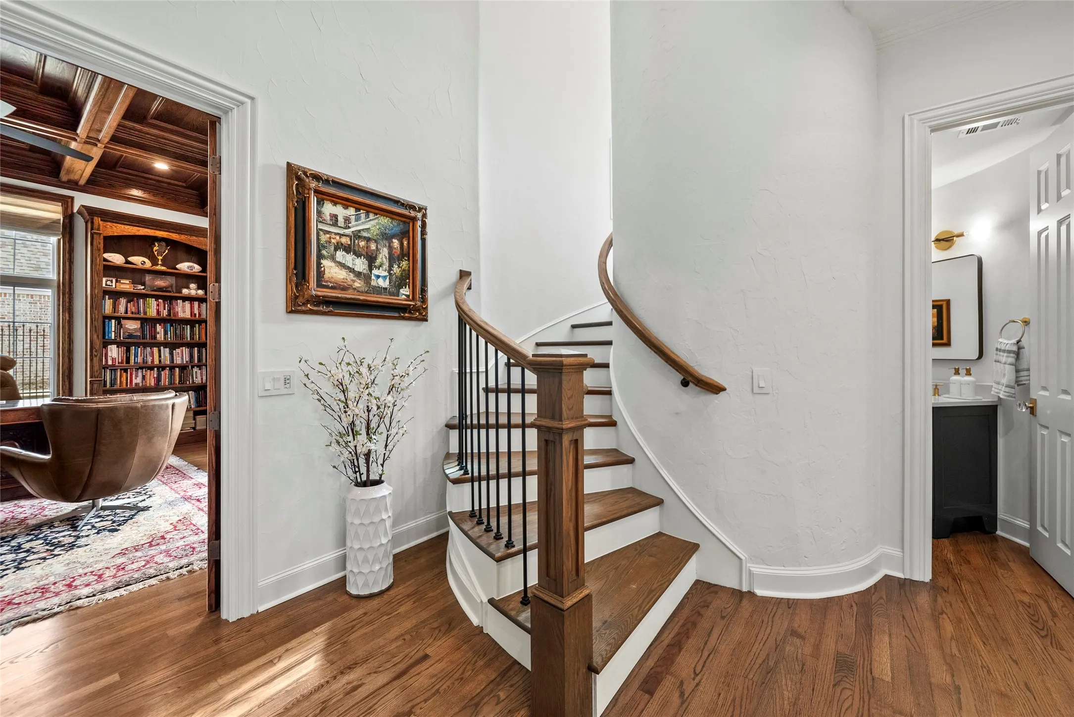Single Family Residence For Sale in Collin County , 5952 Aberdeen Place, Frisco, Texas 75034, 4 Bedroom, 4 Bathroom, 3 Garage spaces, 4,703 Sqft, built in 2002, Preowned, mls#21205615, Real Estate Agent in Frisco, Homes For Sale in Collin county, Homes For Sale in Frisco, Realtor in Frisco Texas, Real Estate Brokerage Independent Realty Texas, Luminita Cordes Realtor