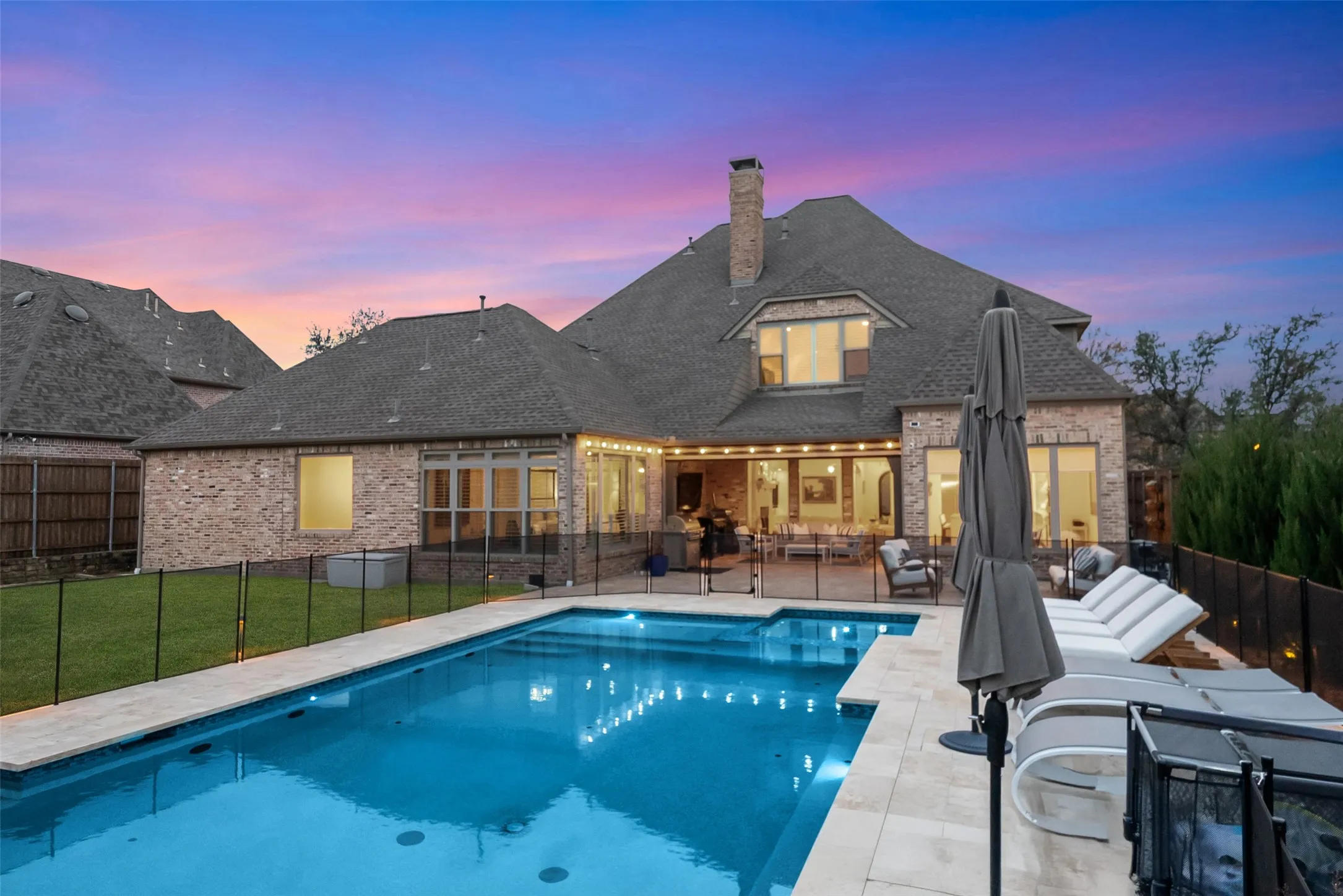 Single Family Residence For Sale in Collin County , 5952 Aberdeen Place, Frisco, Texas 75034, 4 Bedroom, 4 Bathroom, 3 Garage spaces, 4,703 Sqft, built in 2002, Preowned, mls#21205615, Real Estate Agent in Frisco, Homes For Sale in Collin county, Homes For Sale in Frisco, Realtor in Frisco Texas, Real Estate Brokerage Independent Realty Texas, Luminita Cordes Realtor