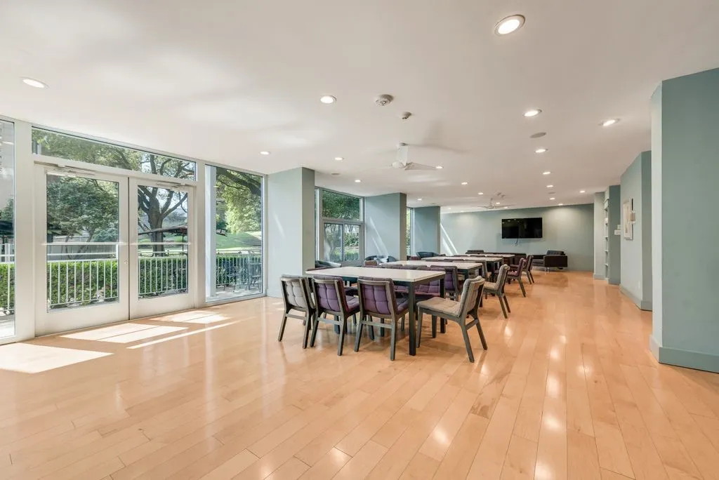 Condominium For Sale in Dallas County , 3883 Turtle Creek Boulevard 2014, Dallas, Texas 75219, 2 Bedroom, 2 Bathroom, 2 Garage spaces, 1,287 Sqft, built in 1963, Preowned, mls#21203792, Real Estate Agent in Dallas, Homes For Sale in Dallas county, Homes For Sale in Dallas, Realtor in Dallas Texas, Real Estate Brokerage Independent Realty Texas, Luminita Cordes Realtor