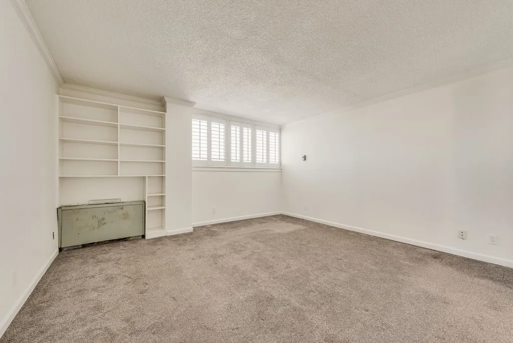 Condominium For Sale in Dallas County , 3883 Turtle Creek Boulevard 2014, Dallas, Texas 75219, 2 Bedroom, 2 Bathroom, 2 Garage spaces, 1,287 Sqft, built in 1963, Preowned, mls#21203792, Real Estate Agent in Dallas, Homes For Sale in Dallas county, Homes For Sale in Dallas, Realtor in Dallas Texas, Real Estate Brokerage Independent Realty Texas, Luminita Cordes Realtor