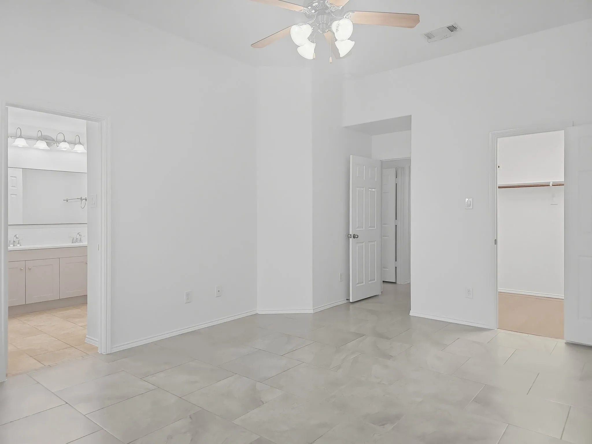 Single Family Residence For Sale in Denton County , 3321 Capetown Drive, Denton, Texas 76208, 4 Bedroom, 2 Bathroom, 2 Garage spaces, 2,161 Sqft, built in 2010, Preowned, mls#21200050, Real Estate Agent in Denton, Homes For Sale in Denton county, Homes For Sale in Denton, Realtor in Denton Texas, Real Estate Brokerage Independent Realty Texas, Luminita Cordes Realtor