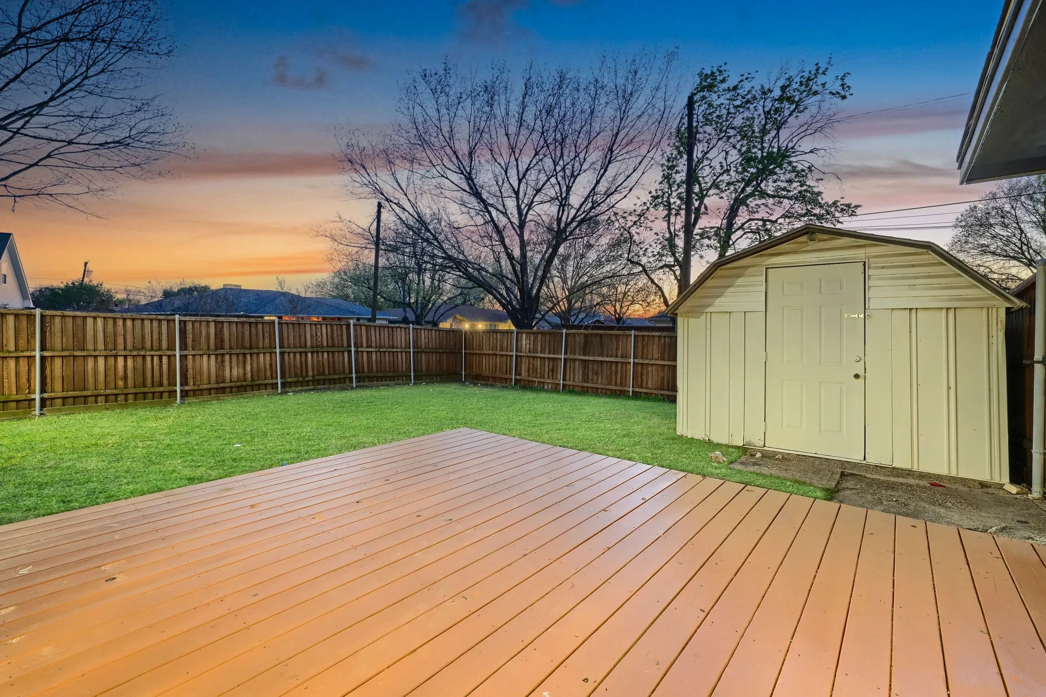 Single Family Residence For Sale in Dallas County , 3525 Courtdale Drive, Farmers Branch, Texas 75234, 4 Bedroom, 3 Bathroom, 2 Garage spaces, 2,575 Sqft, built in 1965, mls#21205562, Real Estate Agent in Farmers Branch, Homes For Sale in Dallas county, Homes For Sale in Farmers Branch, Realtor in Farmers Branch Texas, Real Estate Brokerage Independent Realty Texas, Luminita Cordes Realtor
