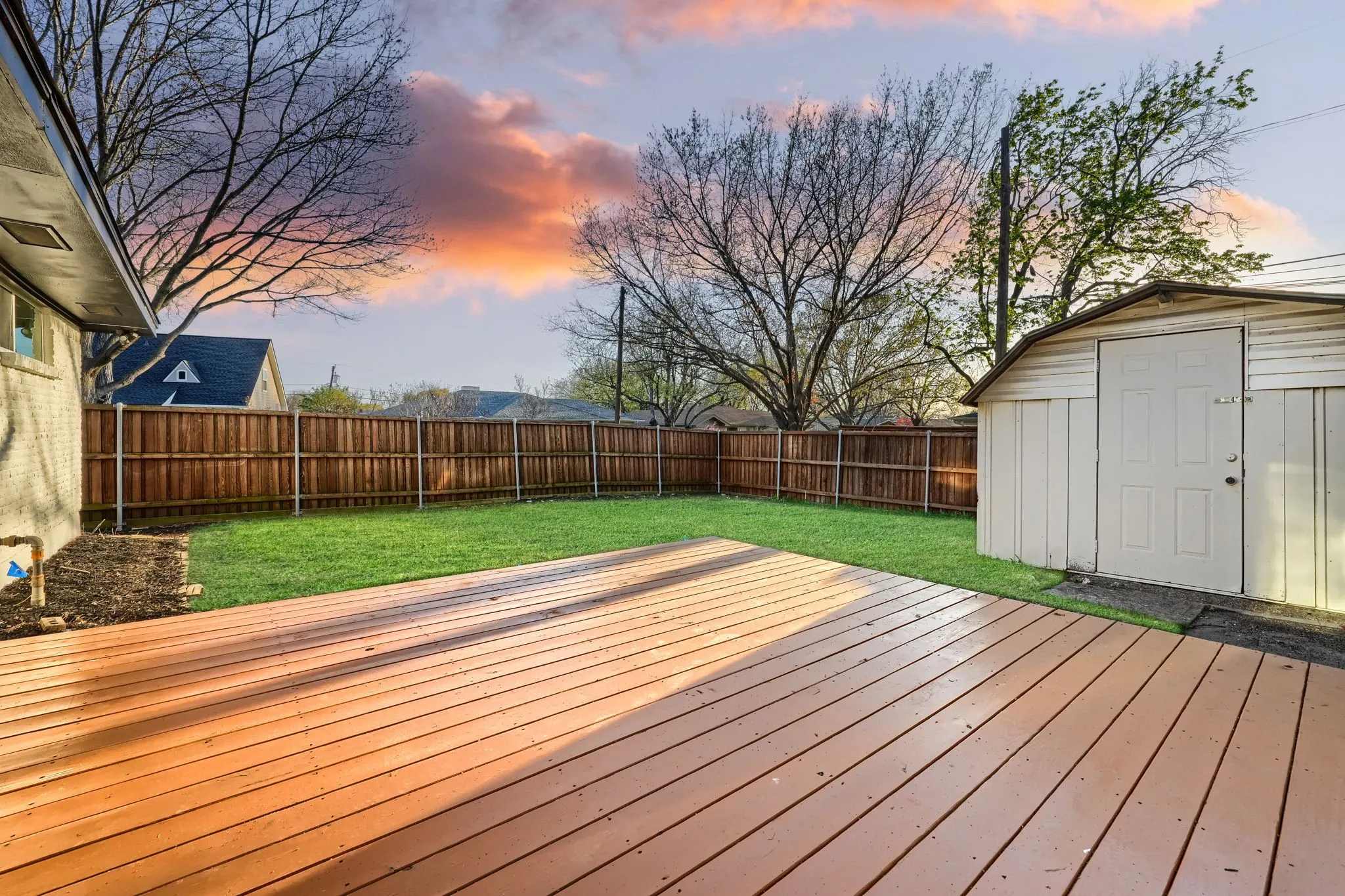 Single Family Residence For Sale in Dallas County , 3525 Courtdale Drive, Farmers Branch, Texas 75234, 4 Bedroom, 3 Bathroom, 2 Garage spaces, 2,575 Sqft, built in 1965, mls#21205562, Real Estate Agent in Farmers Branch, Homes For Sale in Dallas county, Homes For Sale in Farmers Branch, Realtor in Farmers Branch Texas, Real Estate Brokerage Independent Realty Texas, Luminita Cordes Realtor