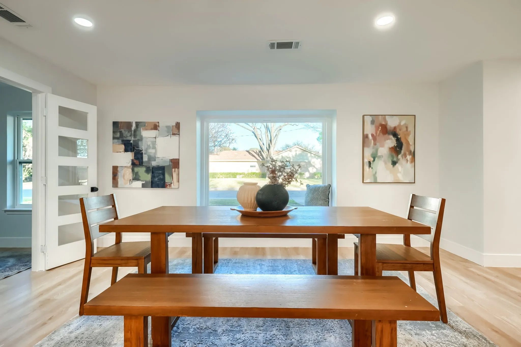 Single Family Residence For Sale in Dallas County , 3525 Courtdale Drive, Farmers Branch, Texas 75234, 4 Bedroom, 3 Bathroom, 2 Garage spaces, 2,575 Sqft, built in 1965, mls#21205562, Real Estate Agent in Farmers Branch, Homes For Sale in Dallas county, Homes For Sale in Farmers Branch, Realtor in Farmers Branch Texas, Real Estate Brokerage Independent Realty Texas, Luminita Cordes Realtor