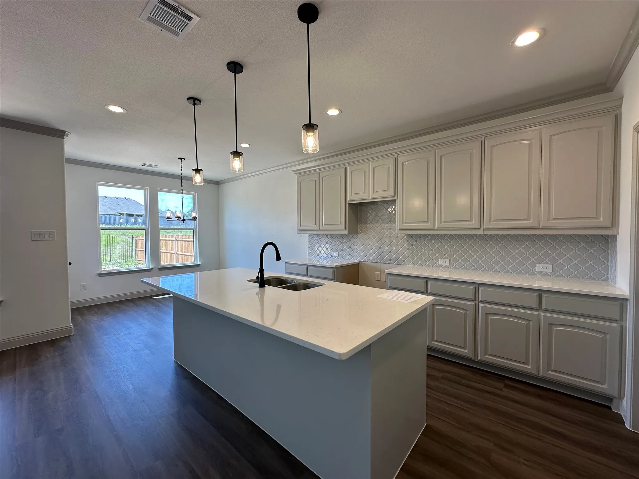 Single Family Residence For Sale in Johnson County , 2007 Belle Lagos Lane, Cleburne, Texas 76033, 4 Bedroom, 2 Bathroom, 2 Garage spaces, 1,899 Sqft, built in 2026, New Construction - Incomplete, mls#21208074, Real Estate Agent in Cleburne, Homes For Sale in Johnson county, Homes For Sale in Cleburne, Realtor in Cleburne Texas, Real Estate Brokerage Independent Realty Texas, Luminita Cordes Realtor