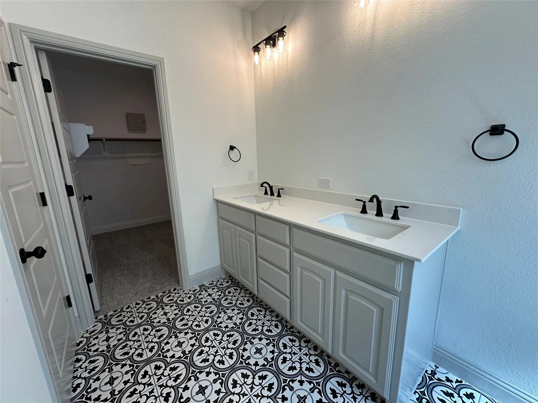Single Family Residence For Sale in Johnson County , 2007 Belle Lagos Lane, Cleburne, Texas 76033, 4 Bedroom, 2 Bathroom, 2 Garage spaces, 1,899 Sqft, built in 2026, New Construction - Incomplete, mls#21208074, Real Estate Agent in Cleburne, Homes For Sale in Johnson county, Homes For Sale in Cleburne, Realtor in Cleburne Texas, Real Estate Brokerage Independent Realty Texas, Luminita Cordes Realtor