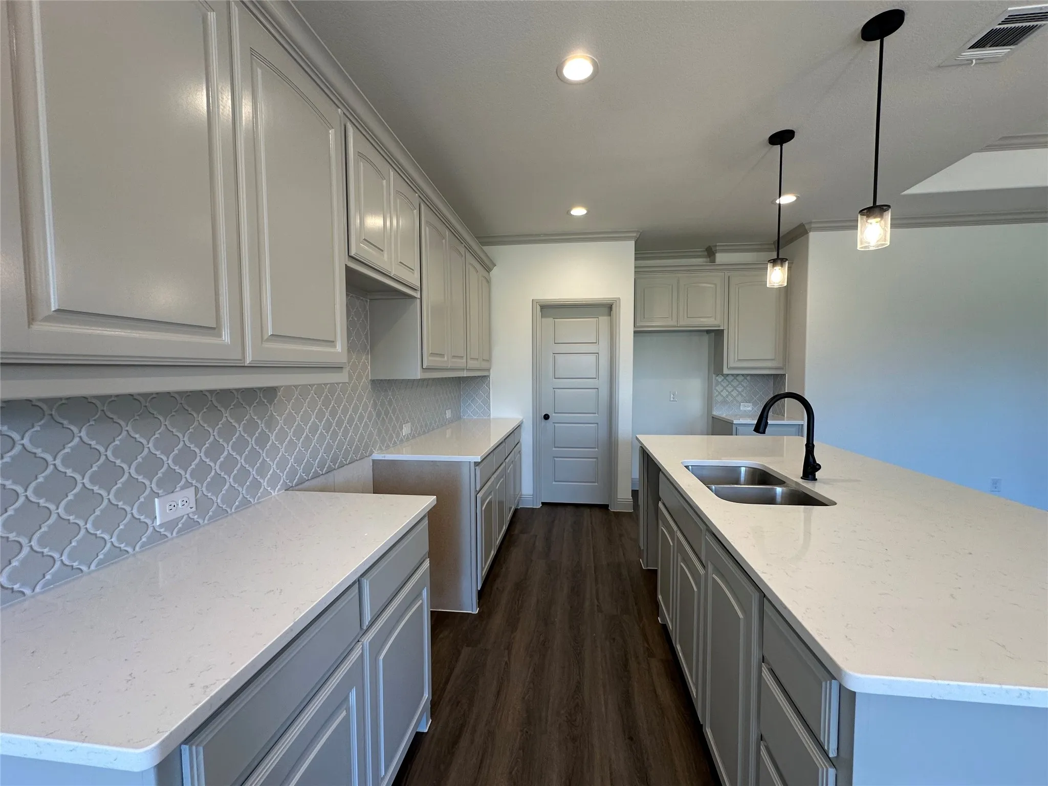 Single Family Residence For Sale in Johnson County , 2007 Belle Lagos Lane, Cleburne, Texas 76033, 4 Bedroom, 2 Bathroom, 2 Garage spaces, 1,899 Sqft, built in 2026, New Construction - Incomplete, mls#21208074, Real Estate Agent in Cleburne, Homes For Sale in Johnson county, Homes For Sale in Cleburne, Realtor in Cleburne Texas, Real Estate Brokerage Independent Realty Texas, Luminita Cordes Realtor