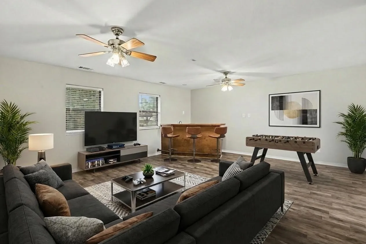 Single Family Residence For Sale in Tarrant County , 10101 Round Hill Road, Fort Worth, Texas 76131, 4 Bedroom, 5 Bathroom, Garage spaces, 3,630 Sqft, built in 1998, Preowned, mls#21208112, Real Estate Agent in Fort Worth, Homes For Sale in Tarrant county, Homes For Sale in Fort Worth, Realtor in Fort Worth Texas, Real Estate Brokerage Independent Realty Texas, Luminita Cordes Realtor